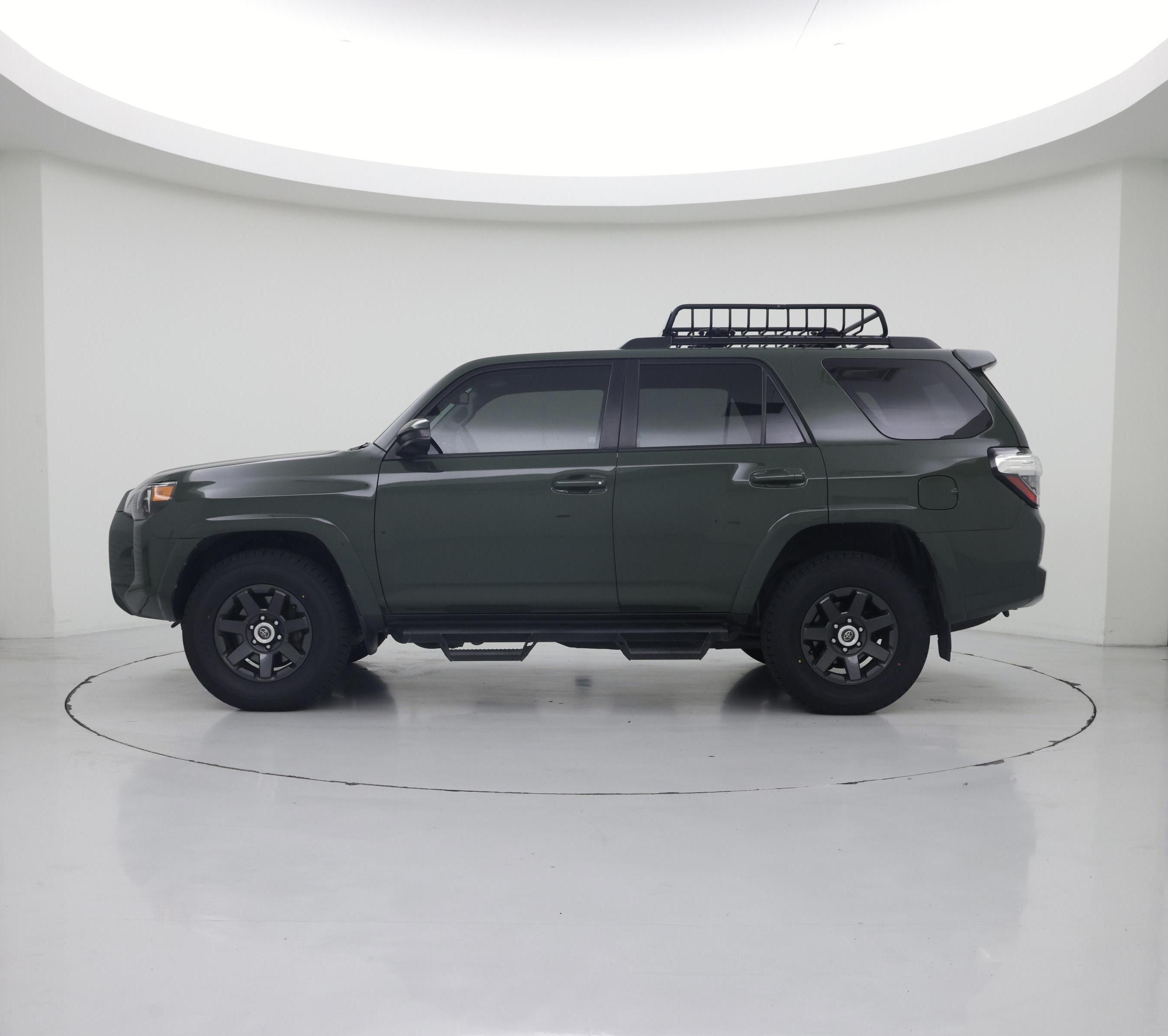 Thumbnail: 2021 Toyota 4Runner - 3