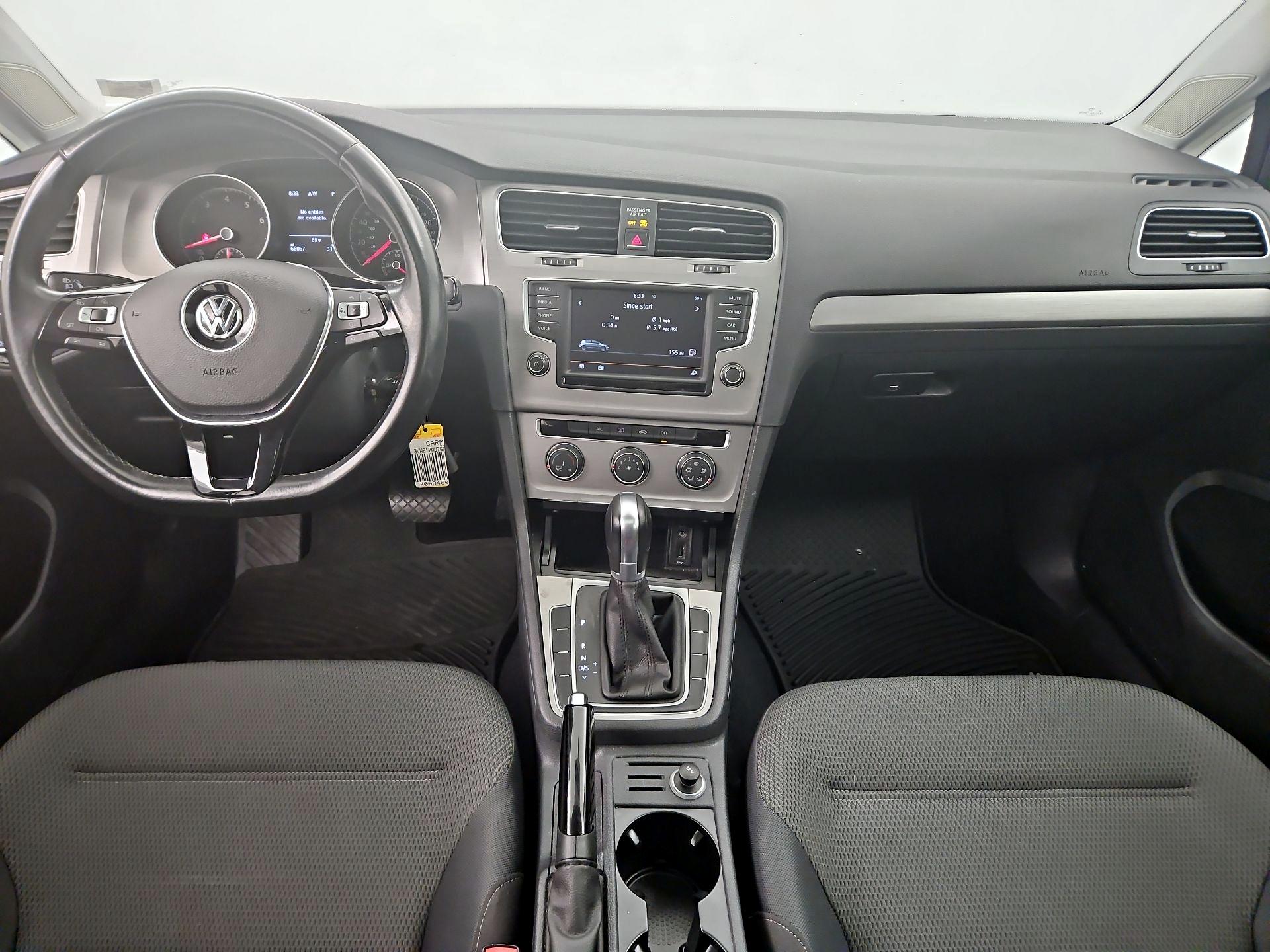 Thumbnail: 2016 Volkswagen Golf - 9