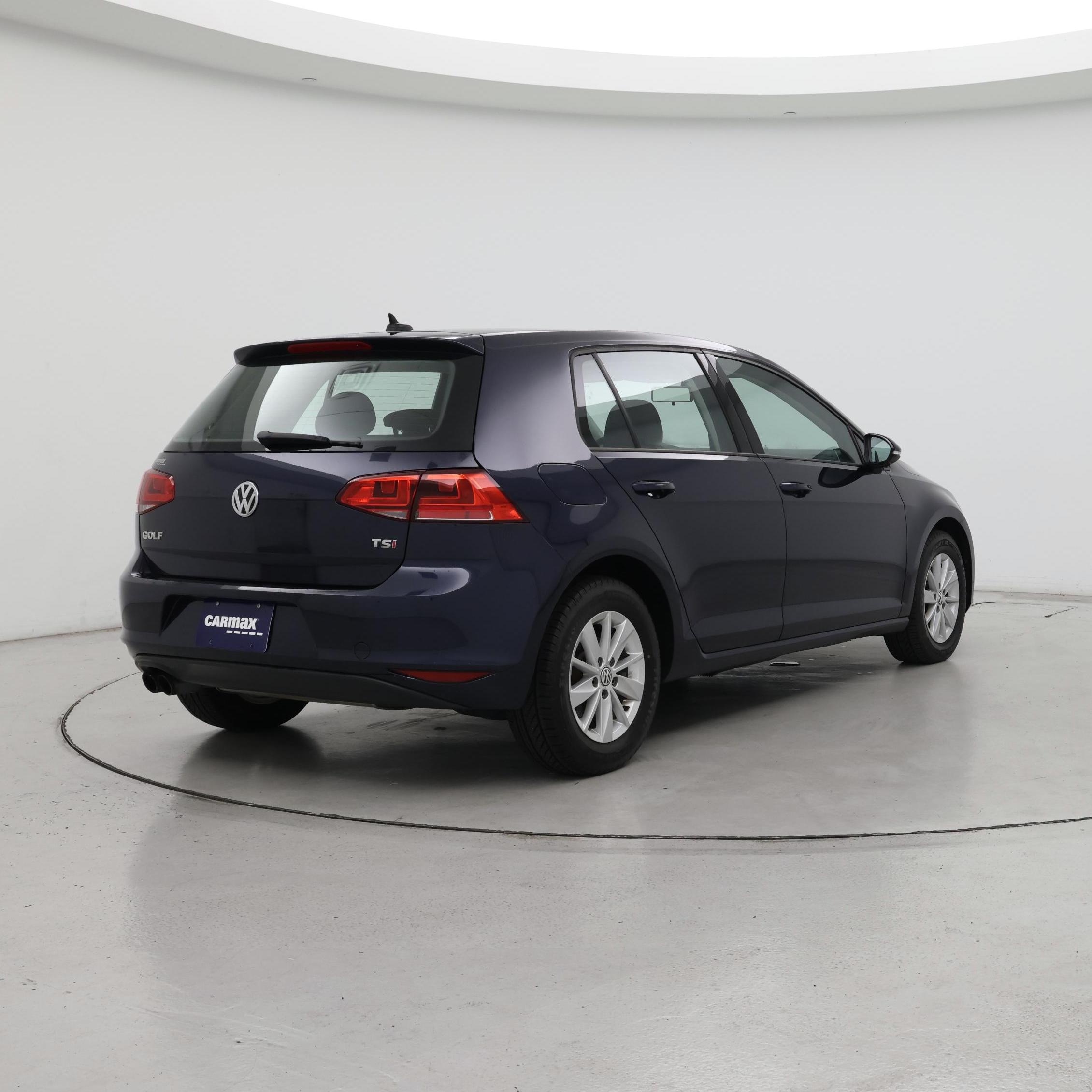 Thumbnail: 2016 Volkswagen Golf - 8
