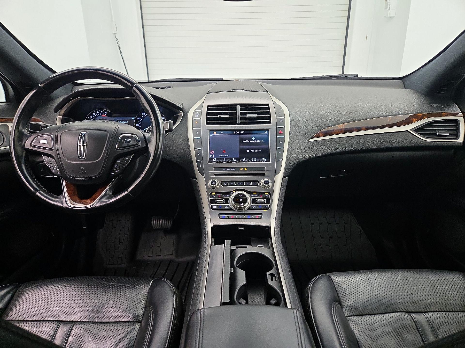 Thumbnail: 2019 Lincoln MKZ - 9