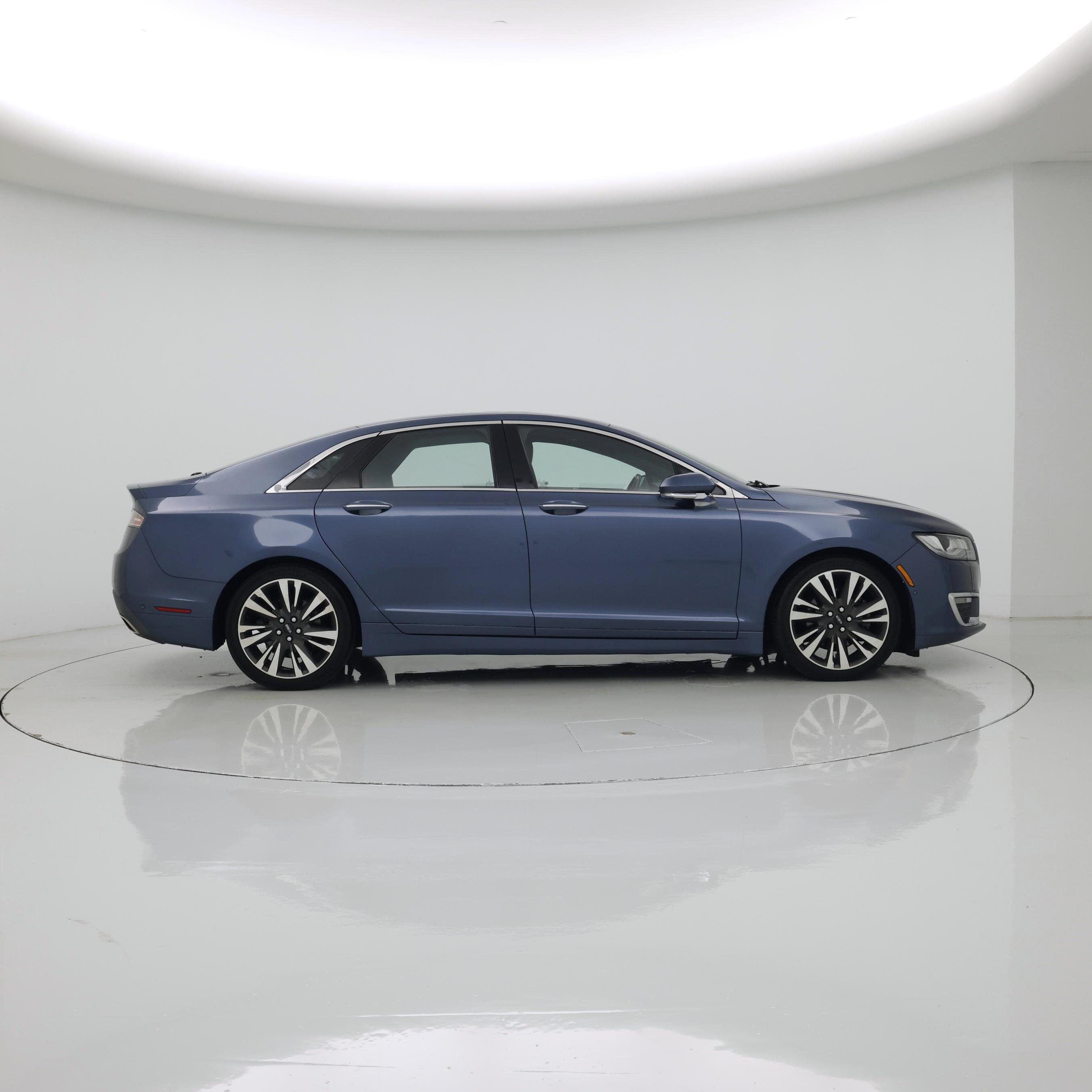 Thumbnail: 2019 Lincoln MKZ - 7