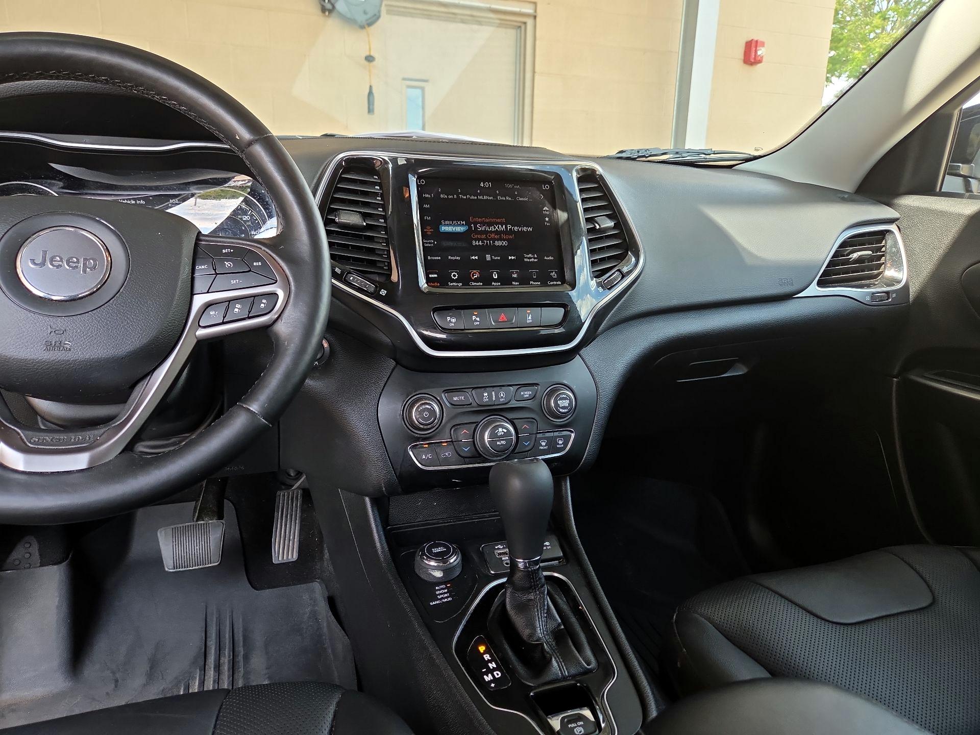 Thumbnail: 2021 Jeep Cherokee - 9