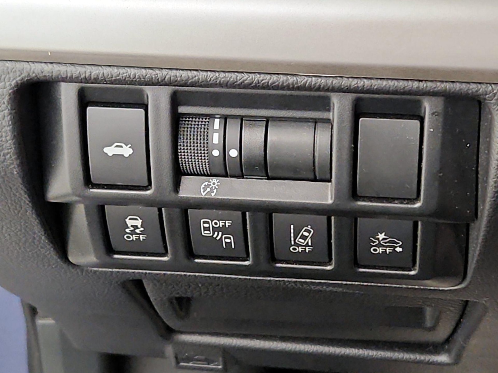 2018 Subaru Legacy Limited - Photo 14