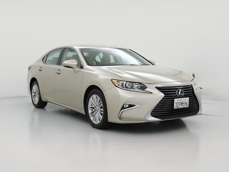 2017 Lexus ES 350 -
                  Fairfield, CA