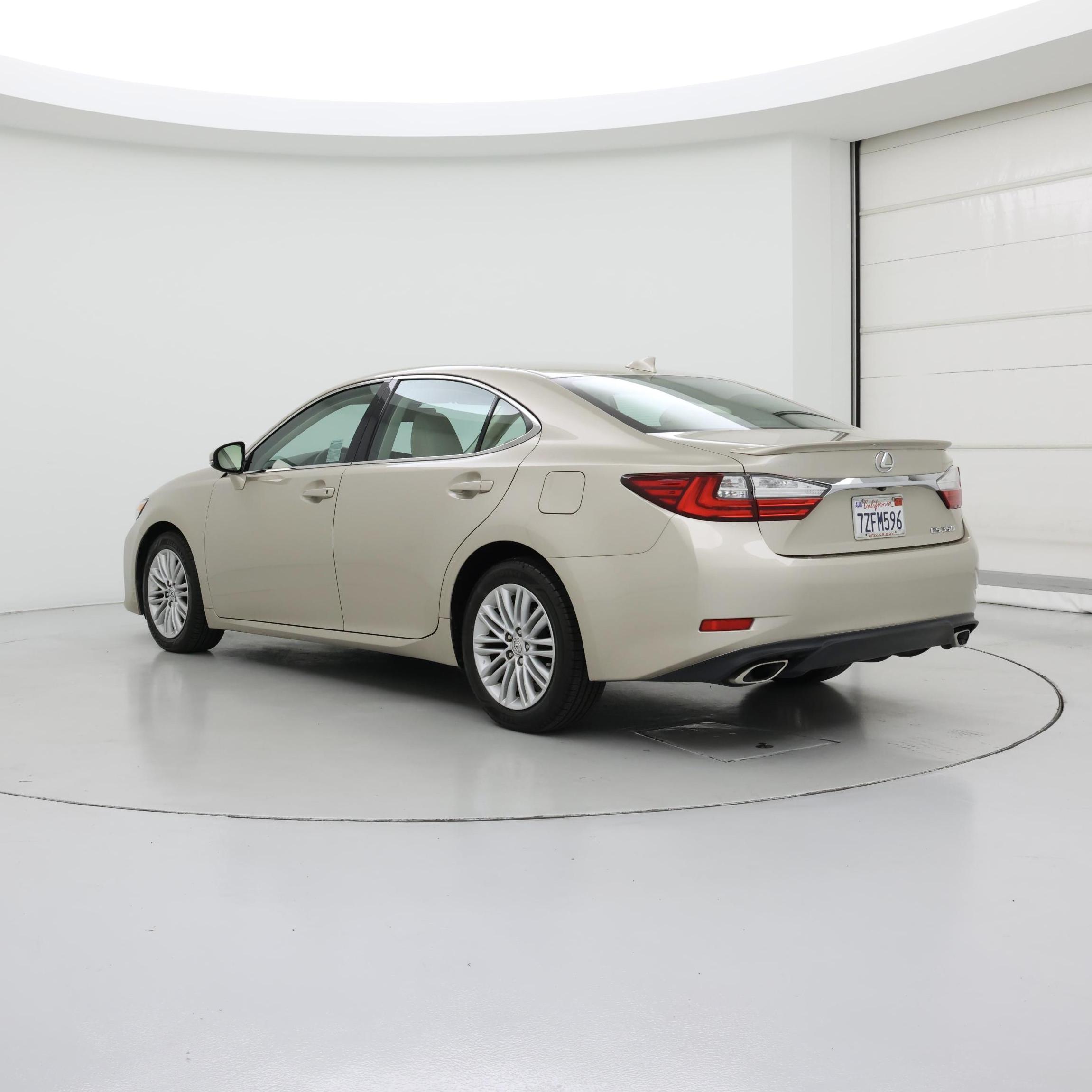 Thumbnail: 2017 Lexus ES - 2