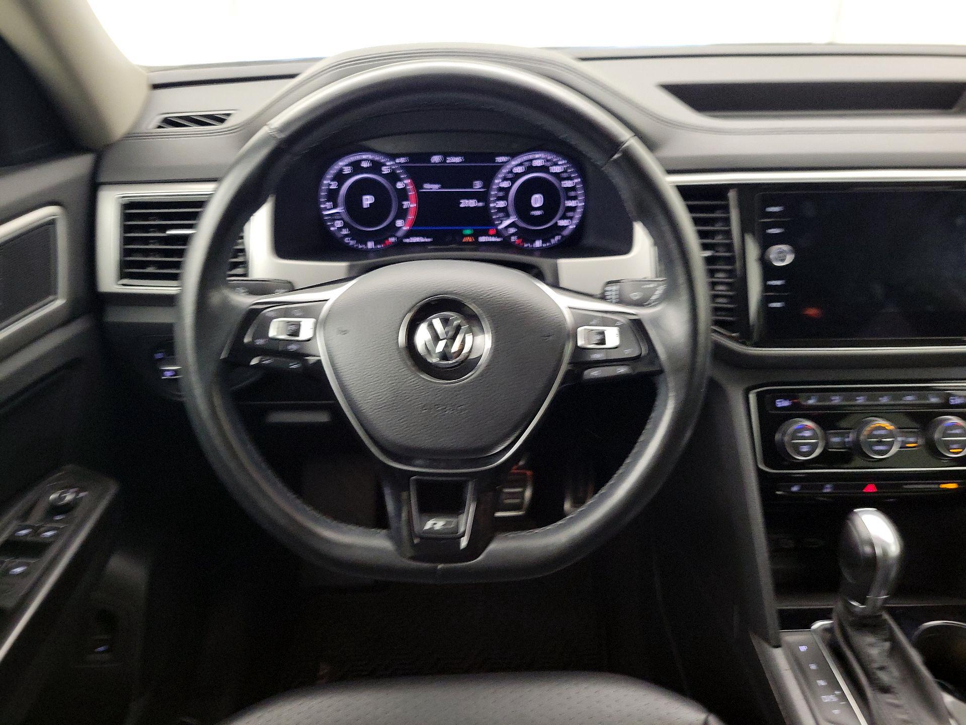 Thumbnail: 2019 Volkswagen Atlas - 10