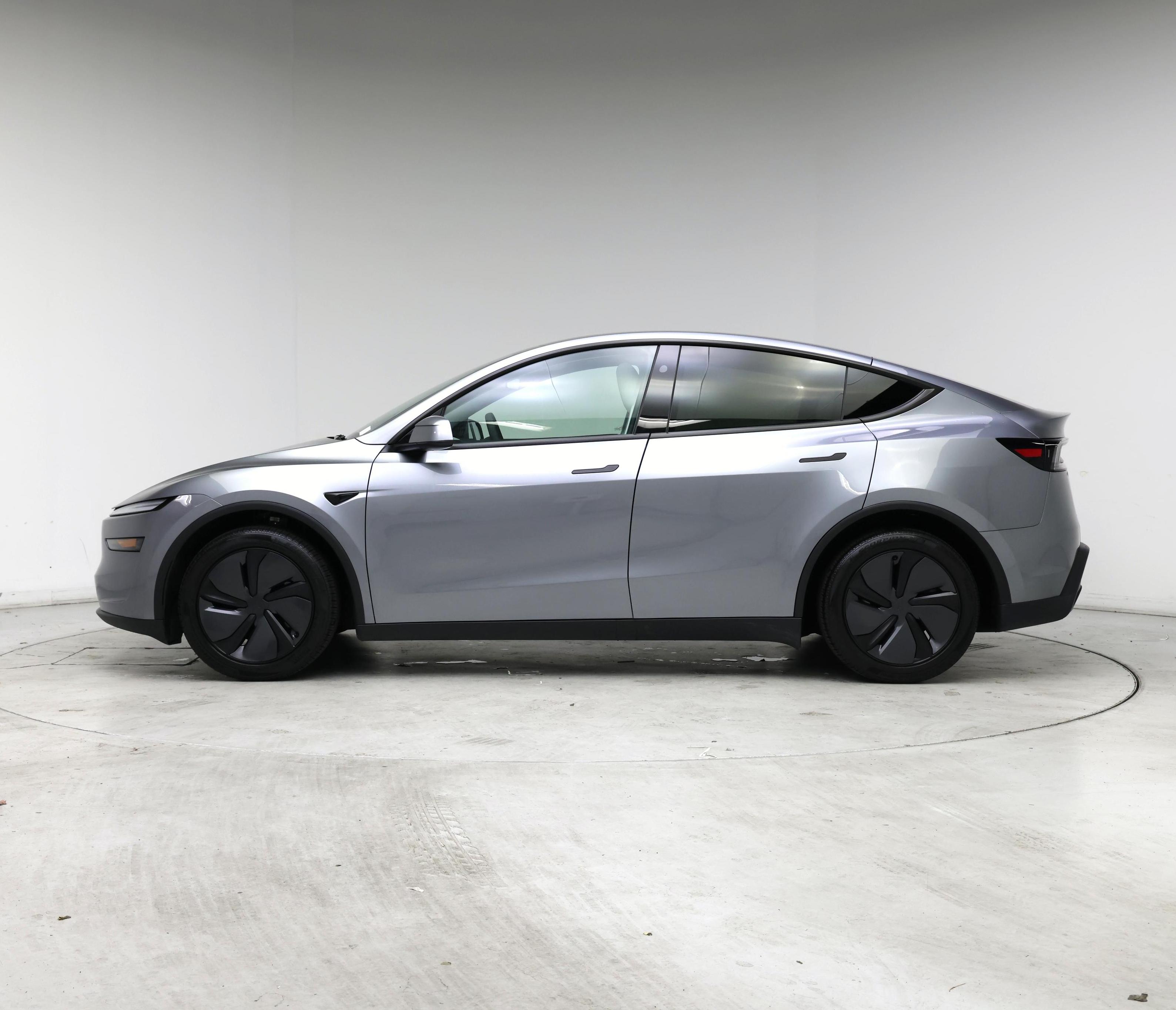 Thumbnail: 2026 Tesla Model Y - 3