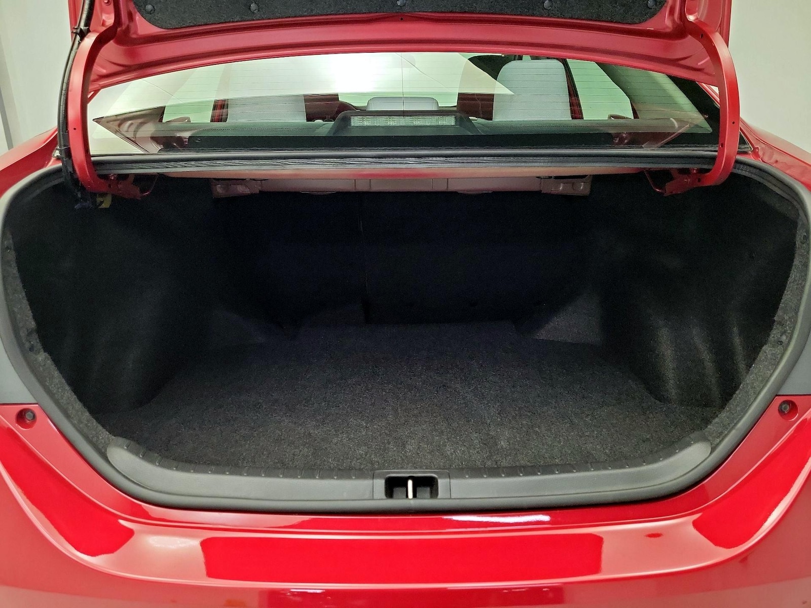 2019 Toyota Corolla LE - Photo 21