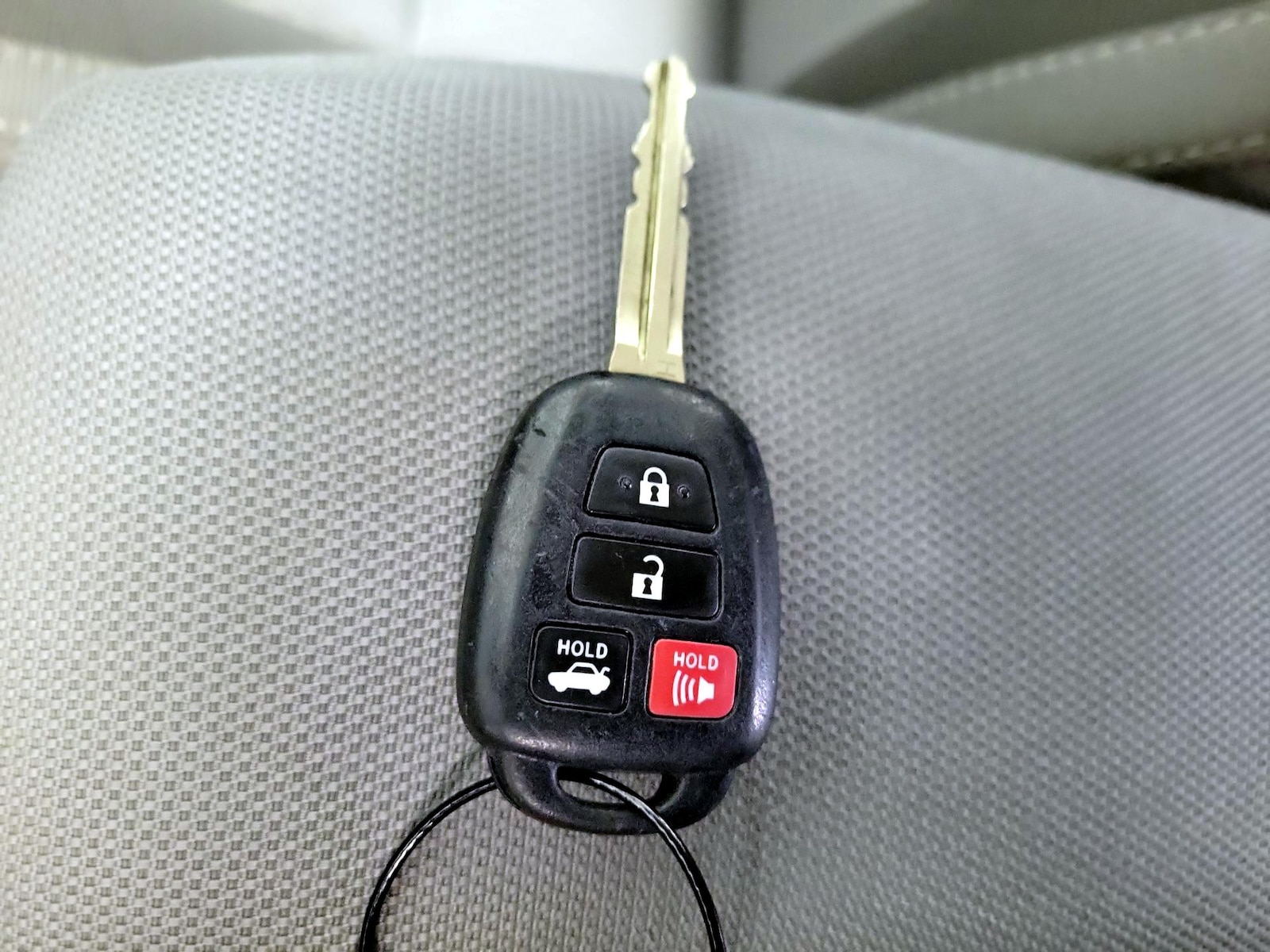 2019 Toyota Corolla LE - Photo 23