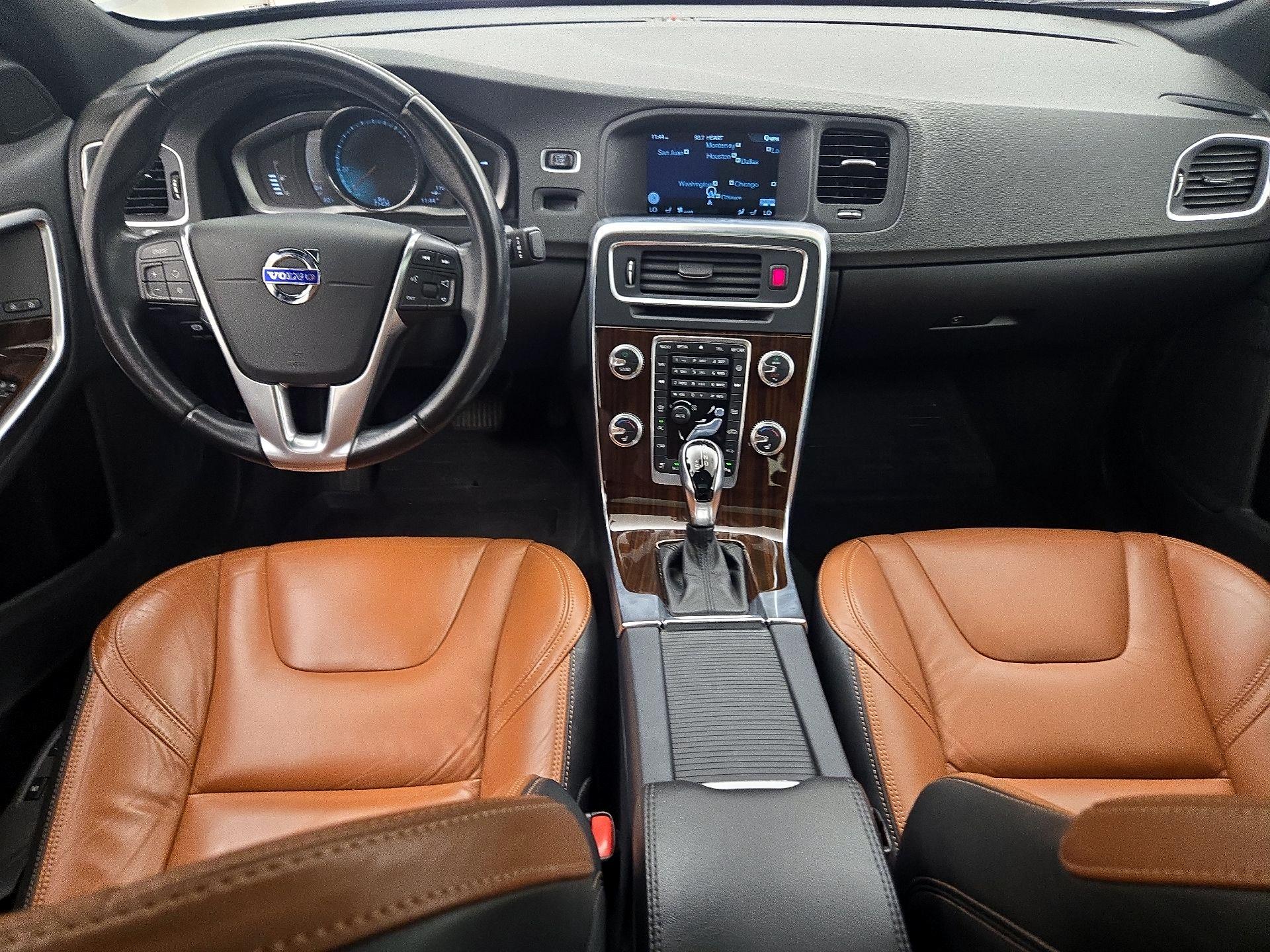 Thumbnail: 2015 Volvo S60 - 9