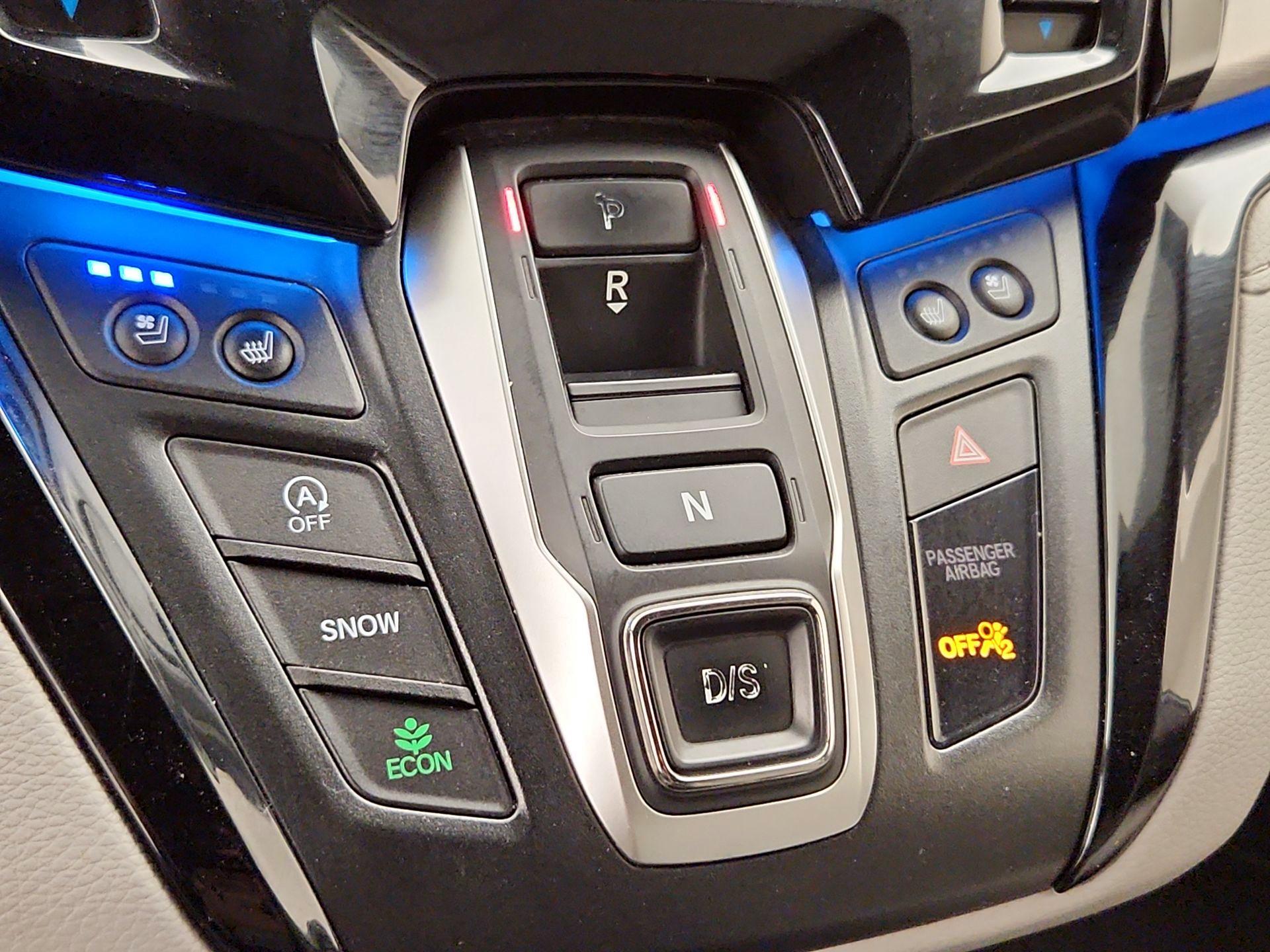 Thumbnail: 2019 Honda Odyssey - 18