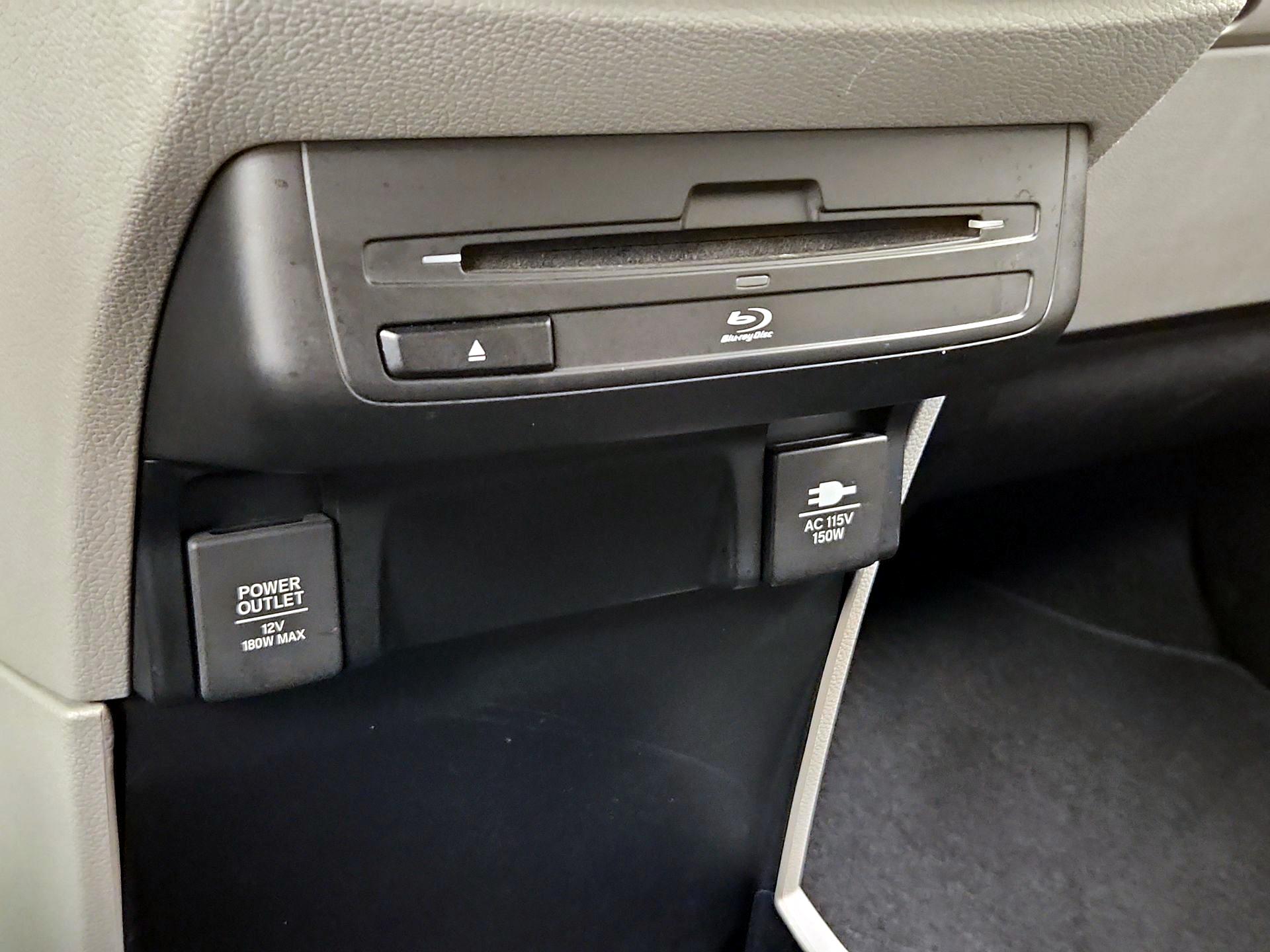 Thumbnail: 2019 Honda Odyssey - 19