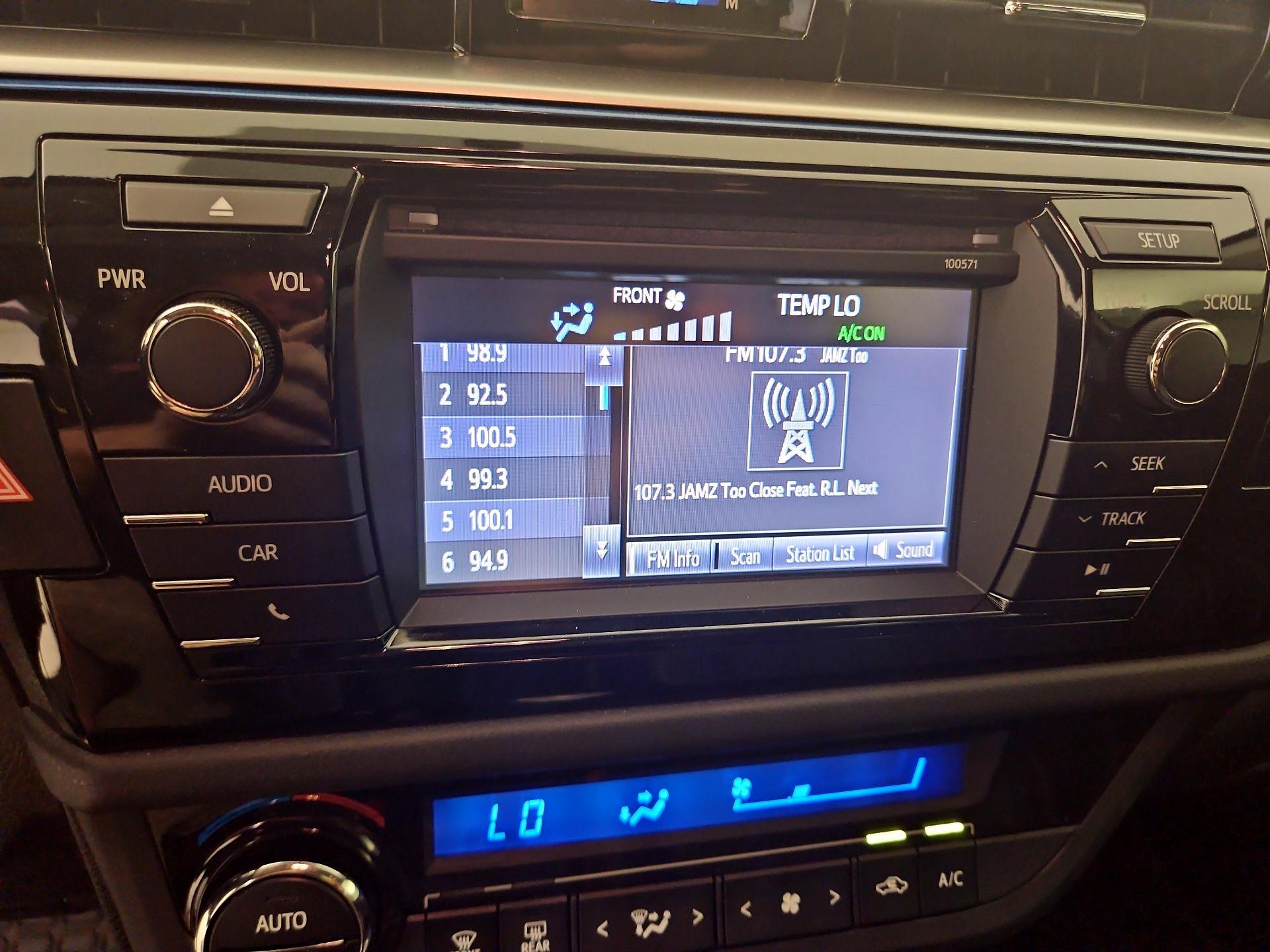 Thumbnail: 2016 Toyota Corolla - 15