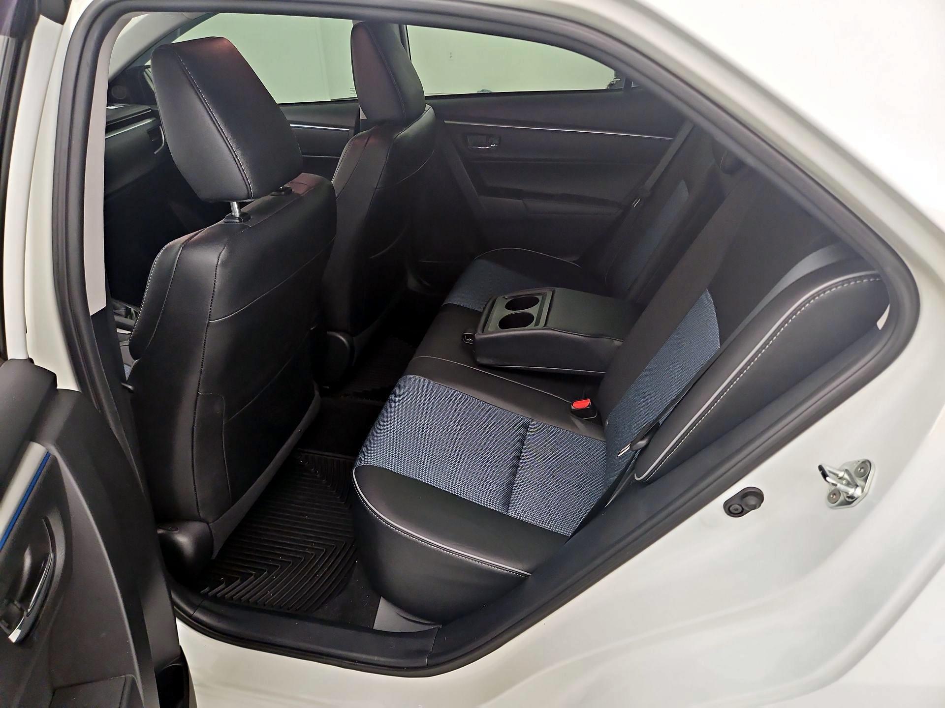 Thumbnail: 2016 Toyota Corolla - 19