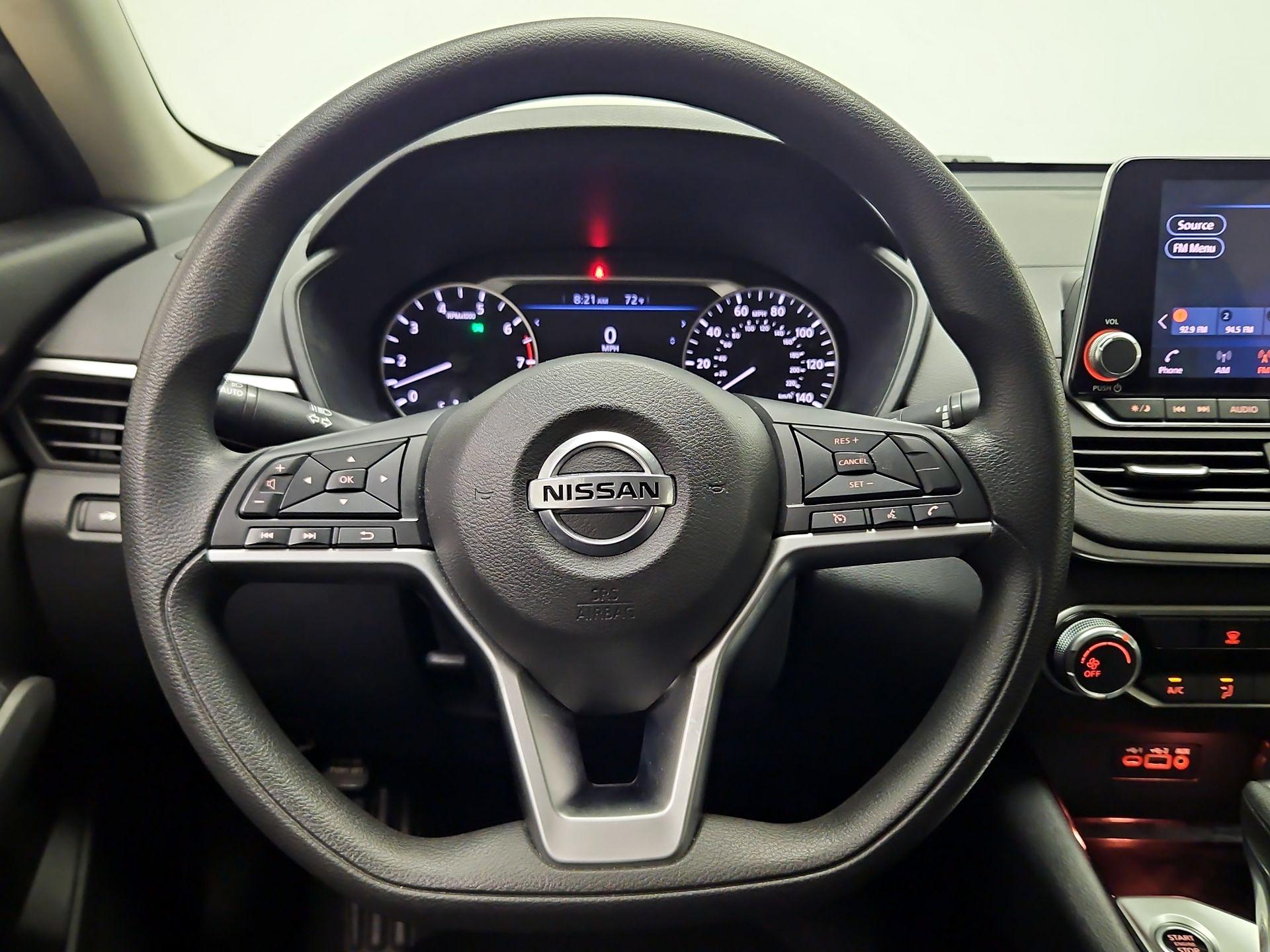 Thumbnail: 2021 Nissan Altima - 10