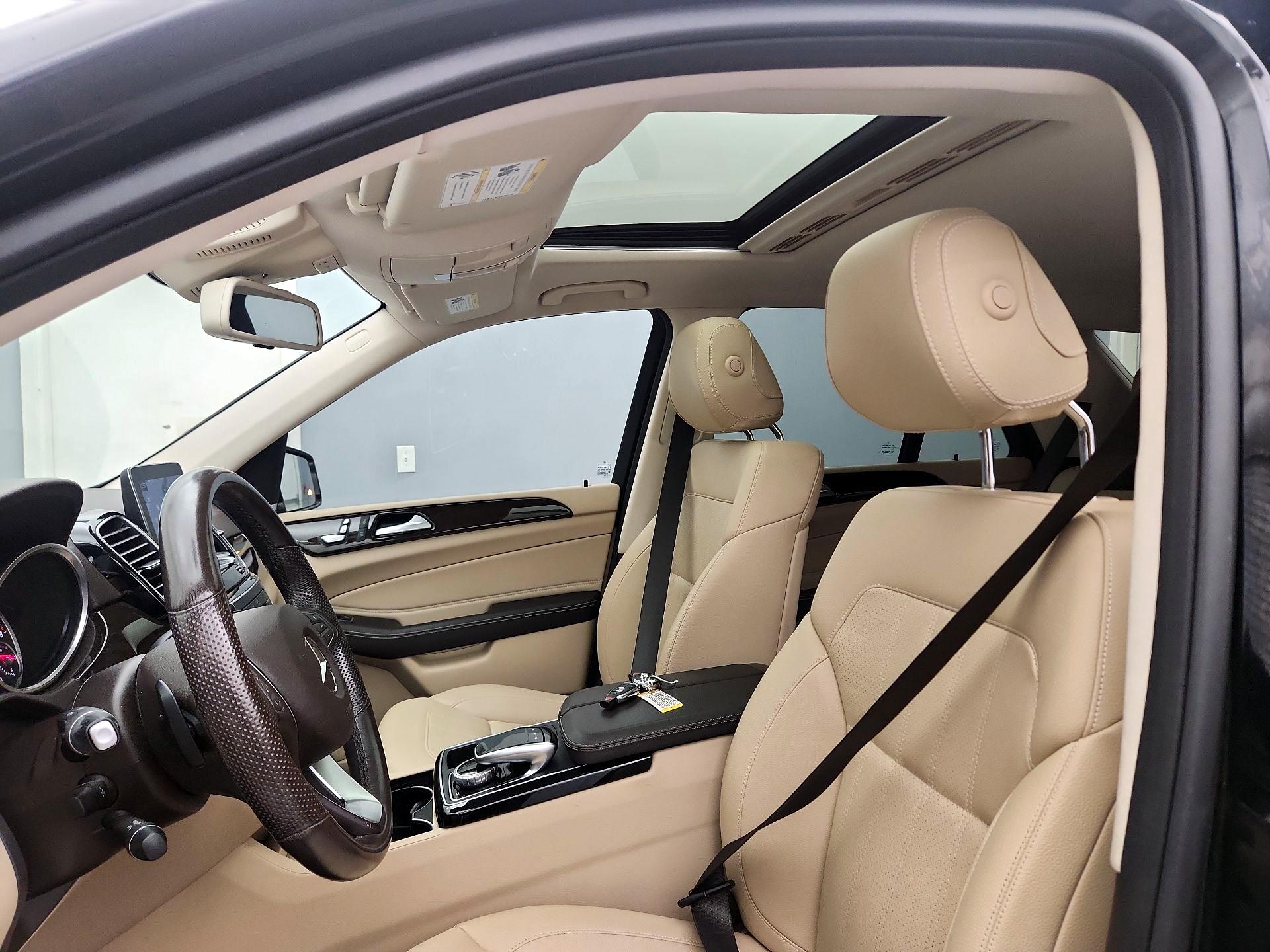 Thumbnail: 2018 Mercedes-Benz GLE - 19