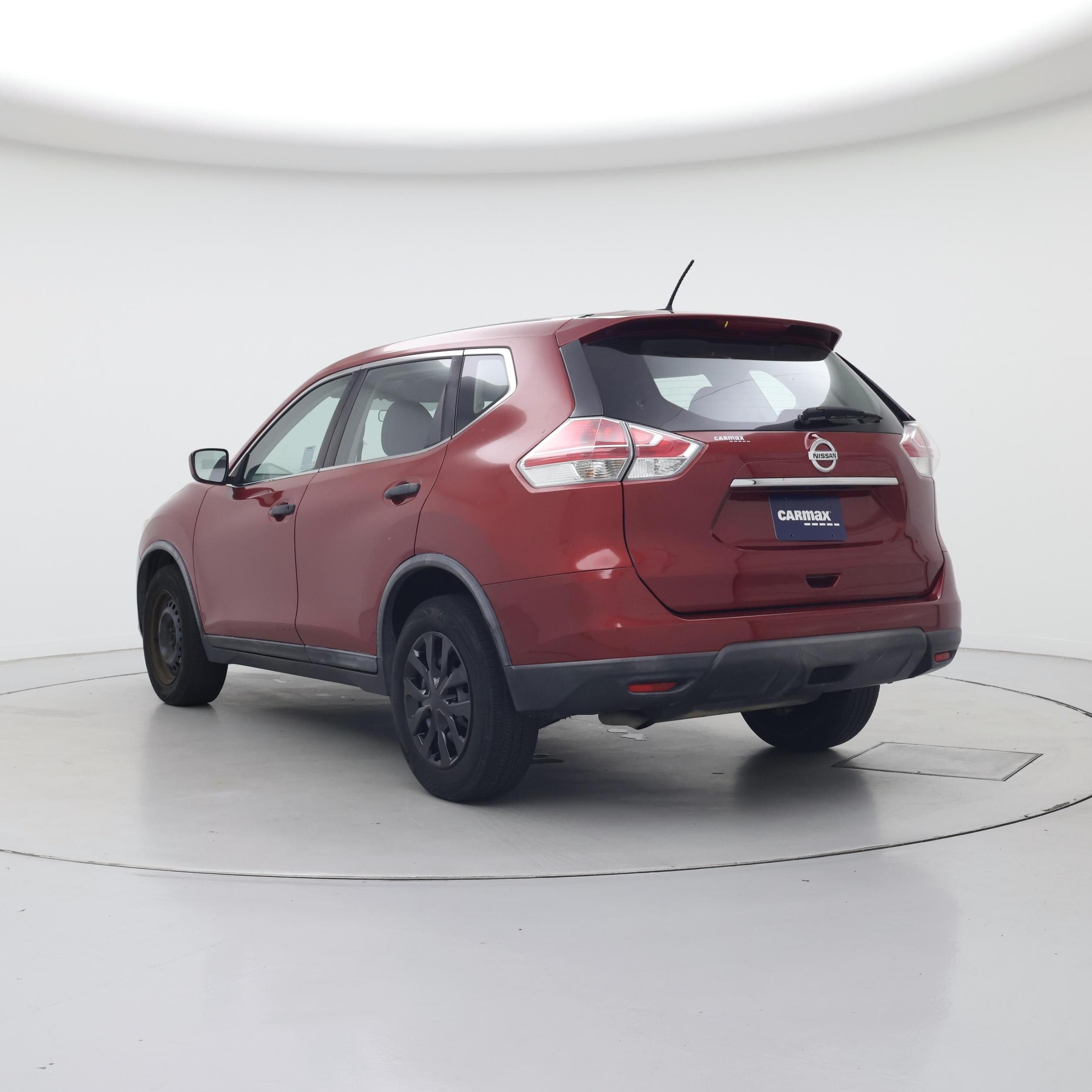 Thumbnail: 2016 Nissan Rogue - 2
