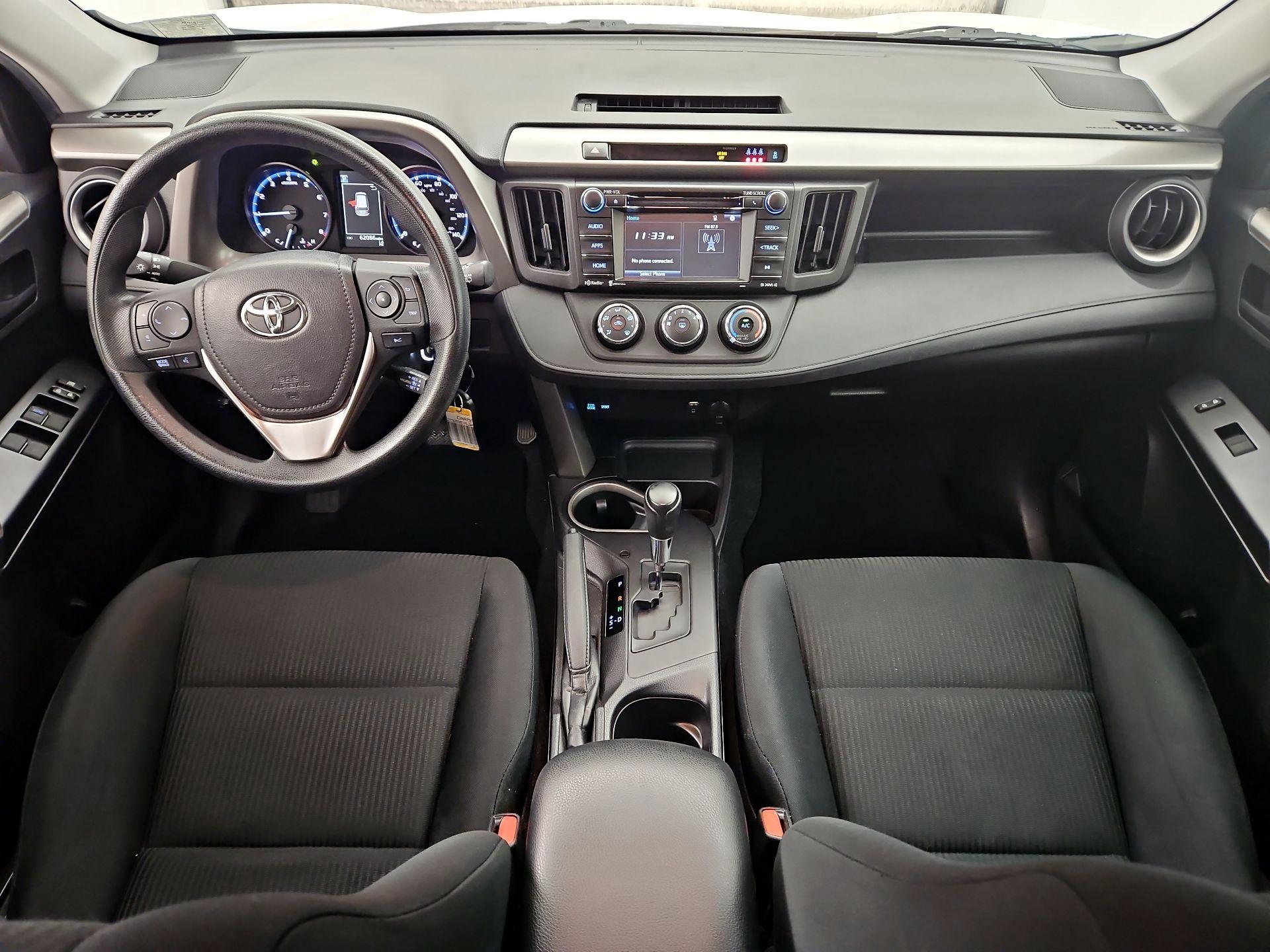Thumbnail: 2018 Toyota RAV4 - 9