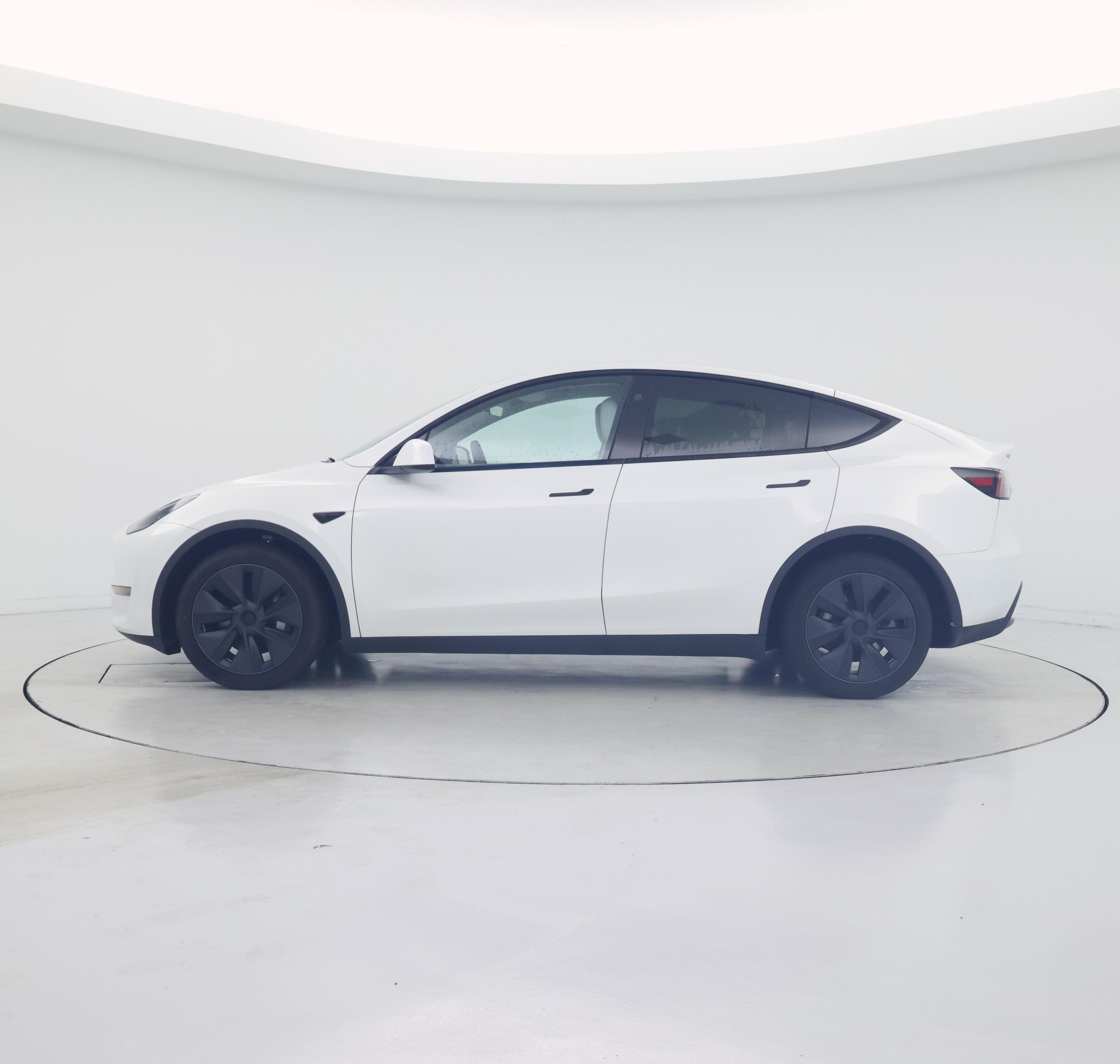 Thumbnail: 2024 Tesla Model Y - 3