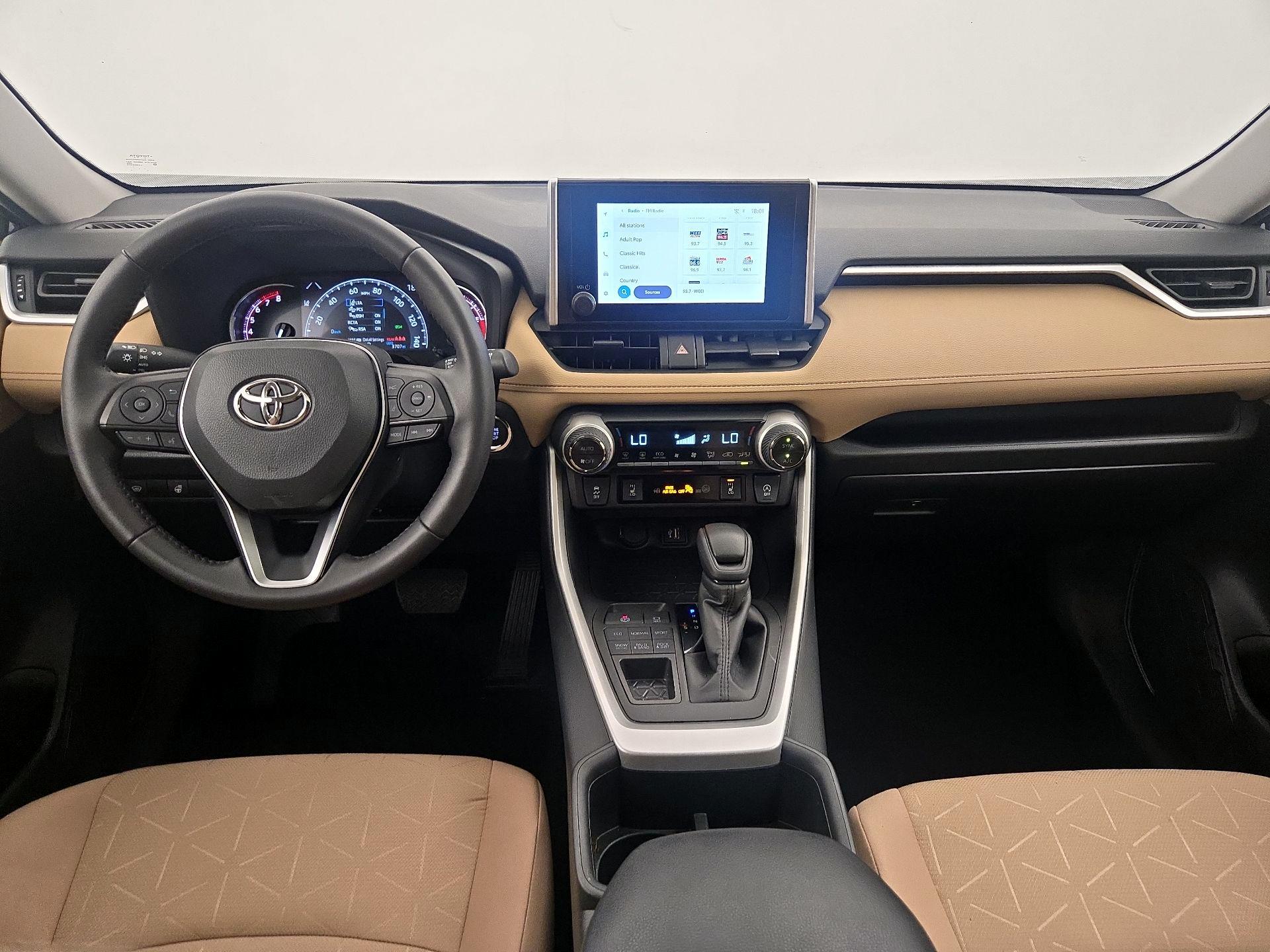 Thumbnail: 2024 Toyota RAV4 - 9