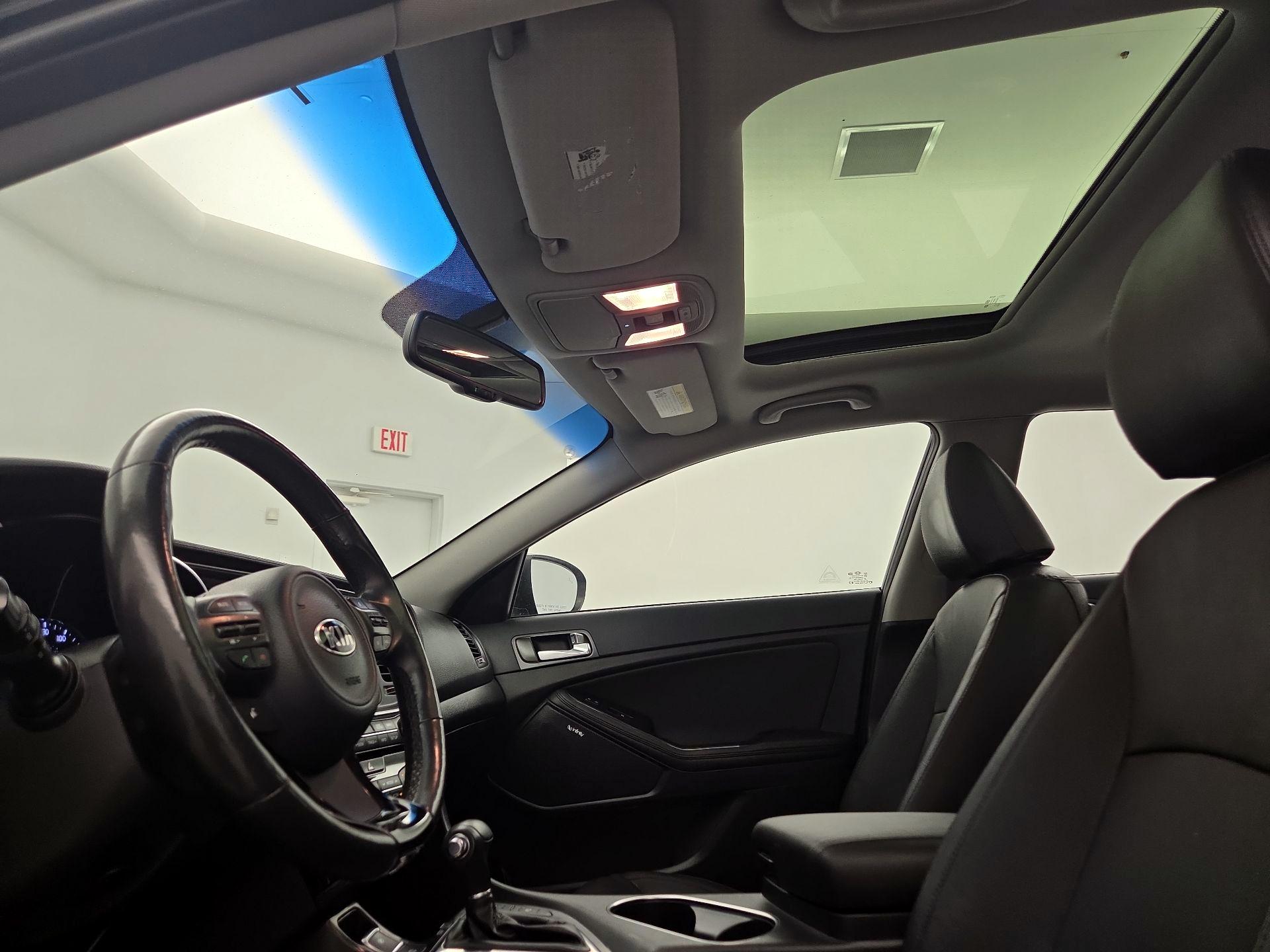 Thumbnail: 2016 Kia Optima - 19
