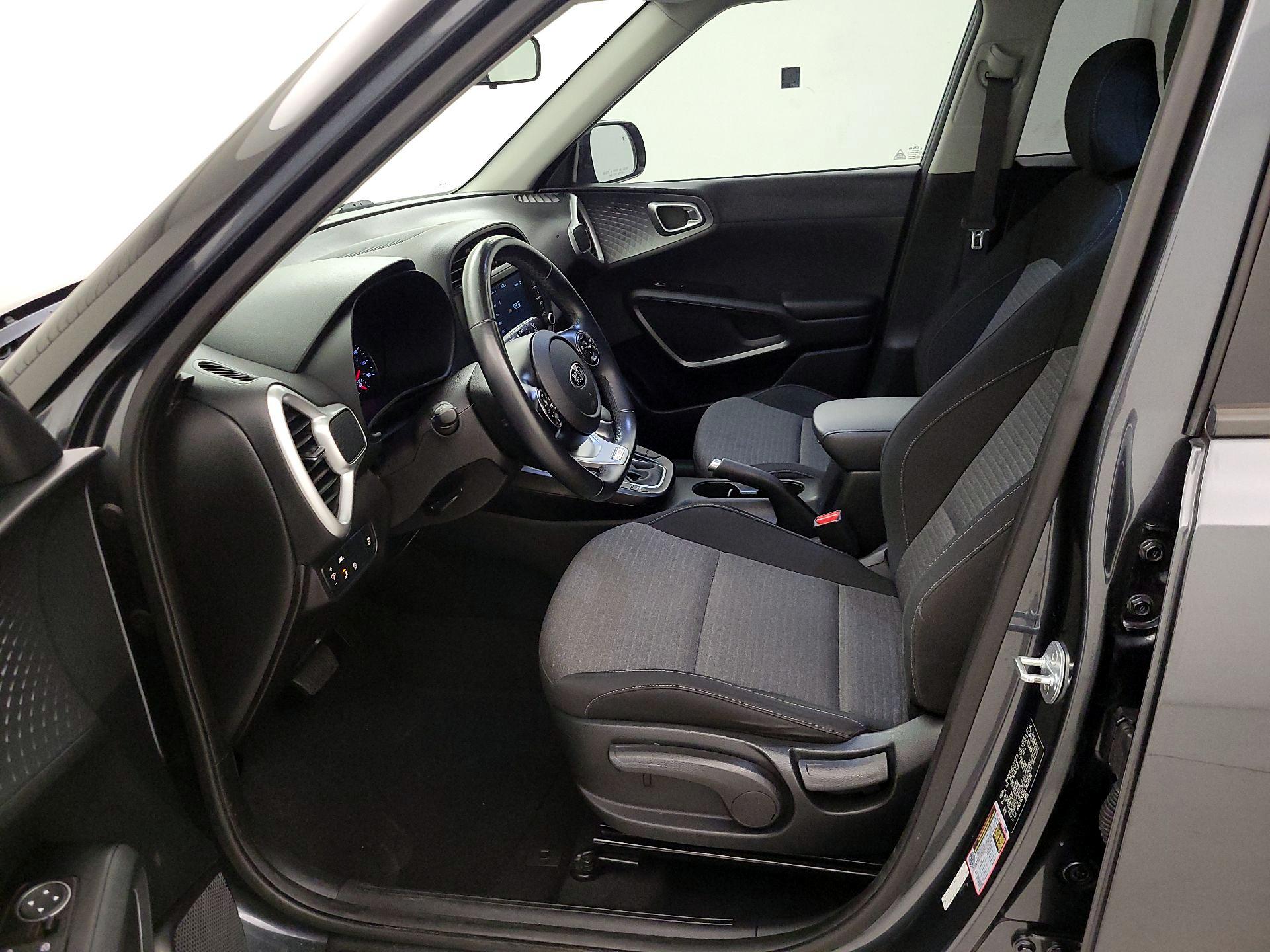 Thumbnail: 2020 Kia Soul - 11