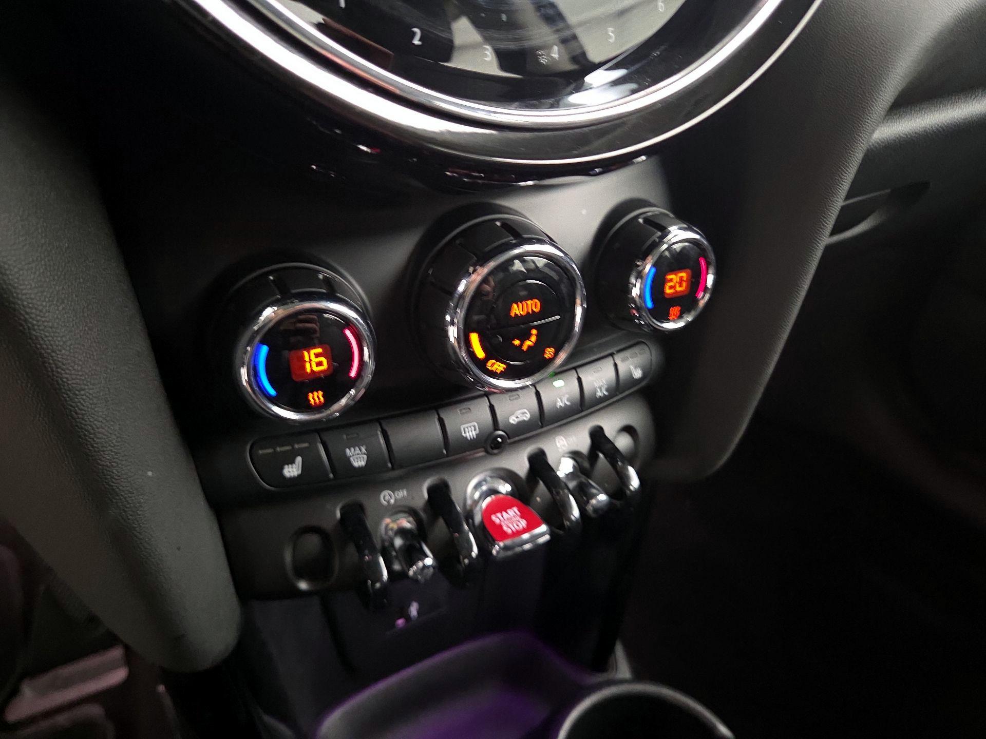 Thumbnail: 2022 MINI Cooper Hardtop - 16