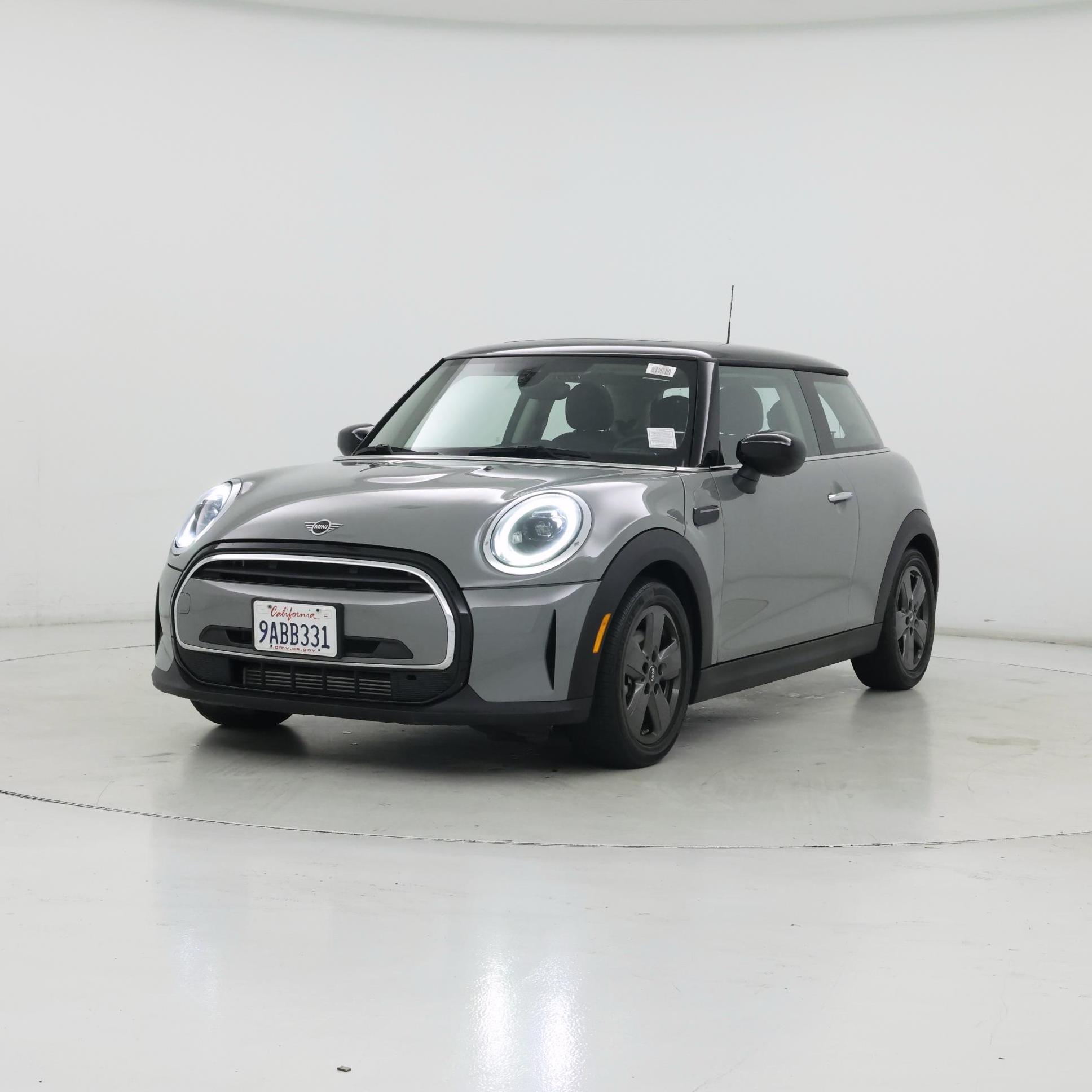 Thumbnail: 2022 MINI Cooper Hardtop - 4