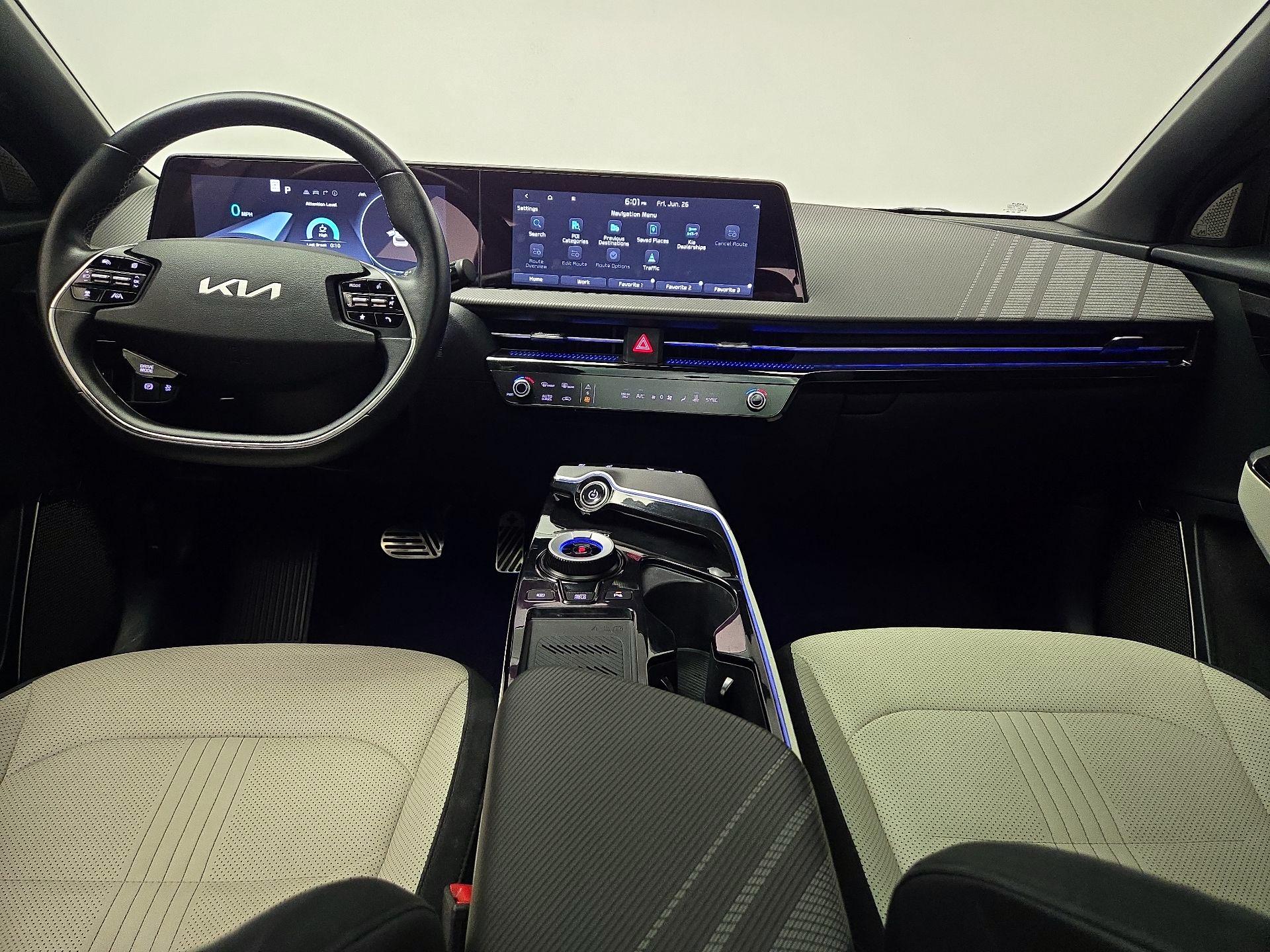 Thumbnail: 2022 Kia EV6 - 9