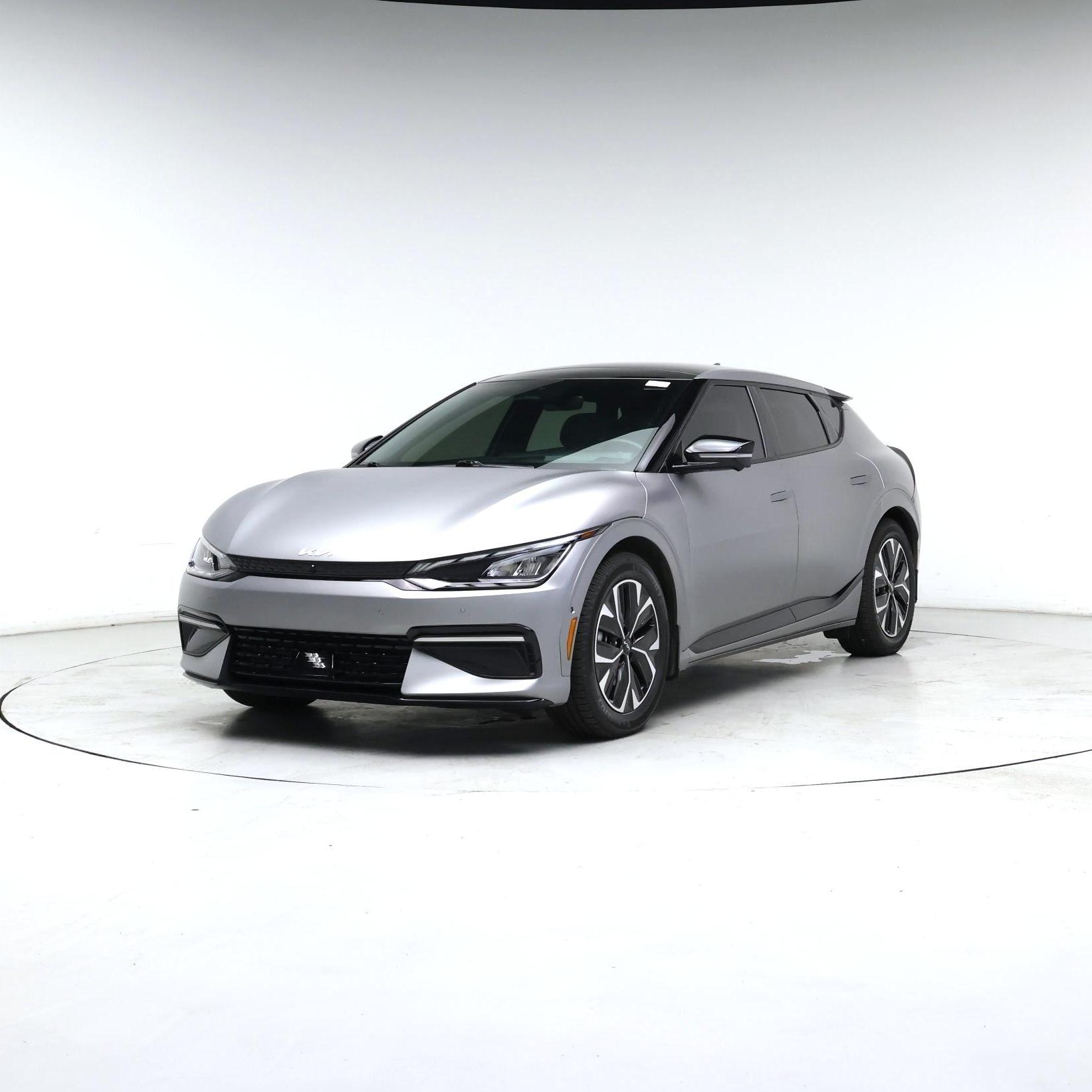 Thumbnail: 2022 Kia EV6 - 4