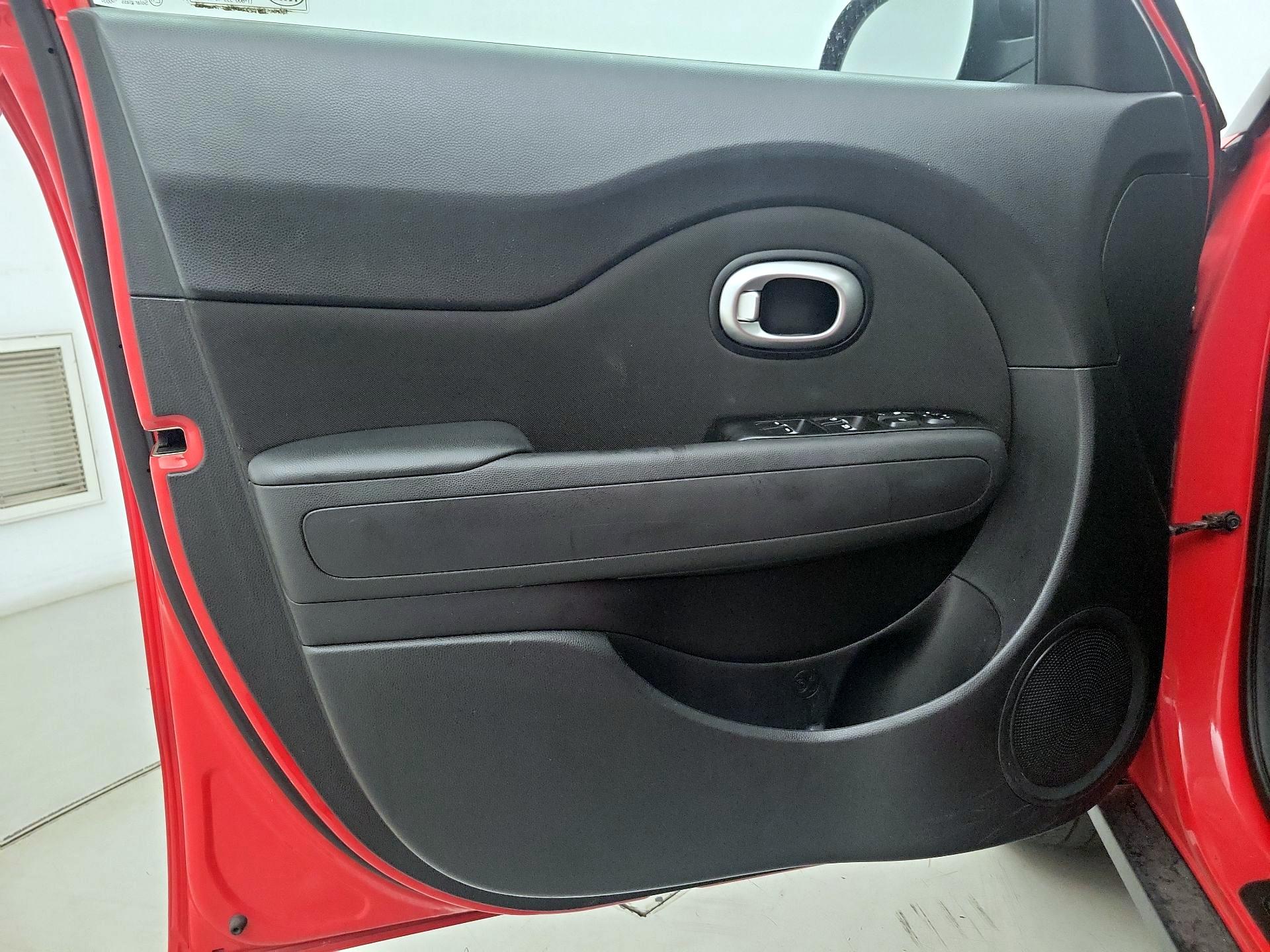 Thumbnail: 2018 Kia Soul - 12