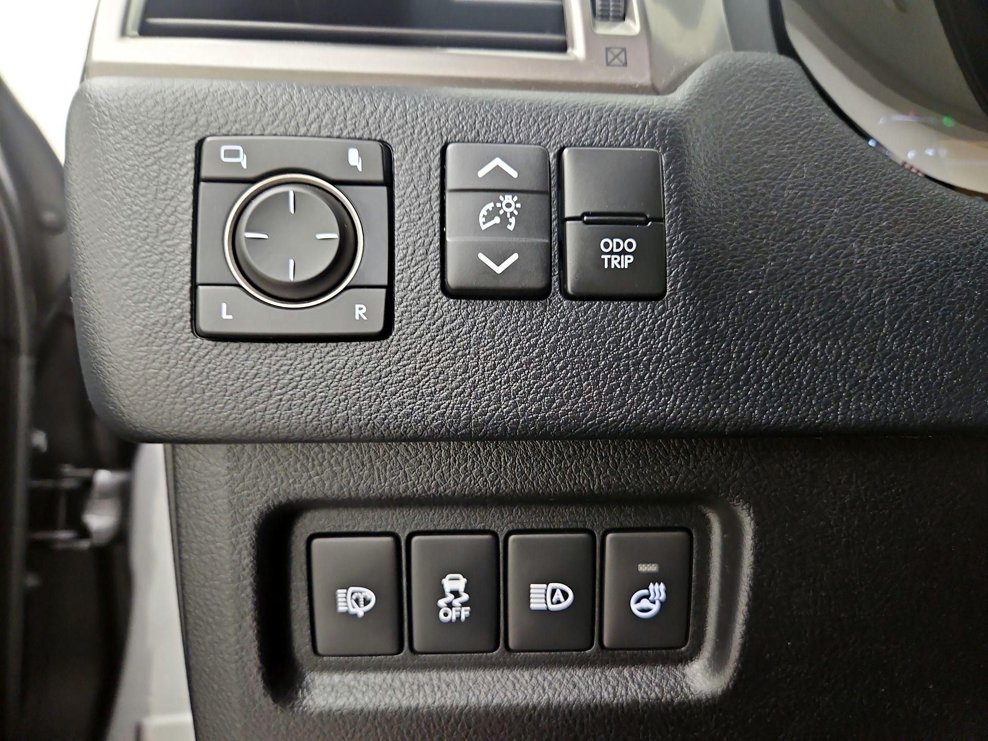 Thumbnail: 2022 Lexus GX - 13