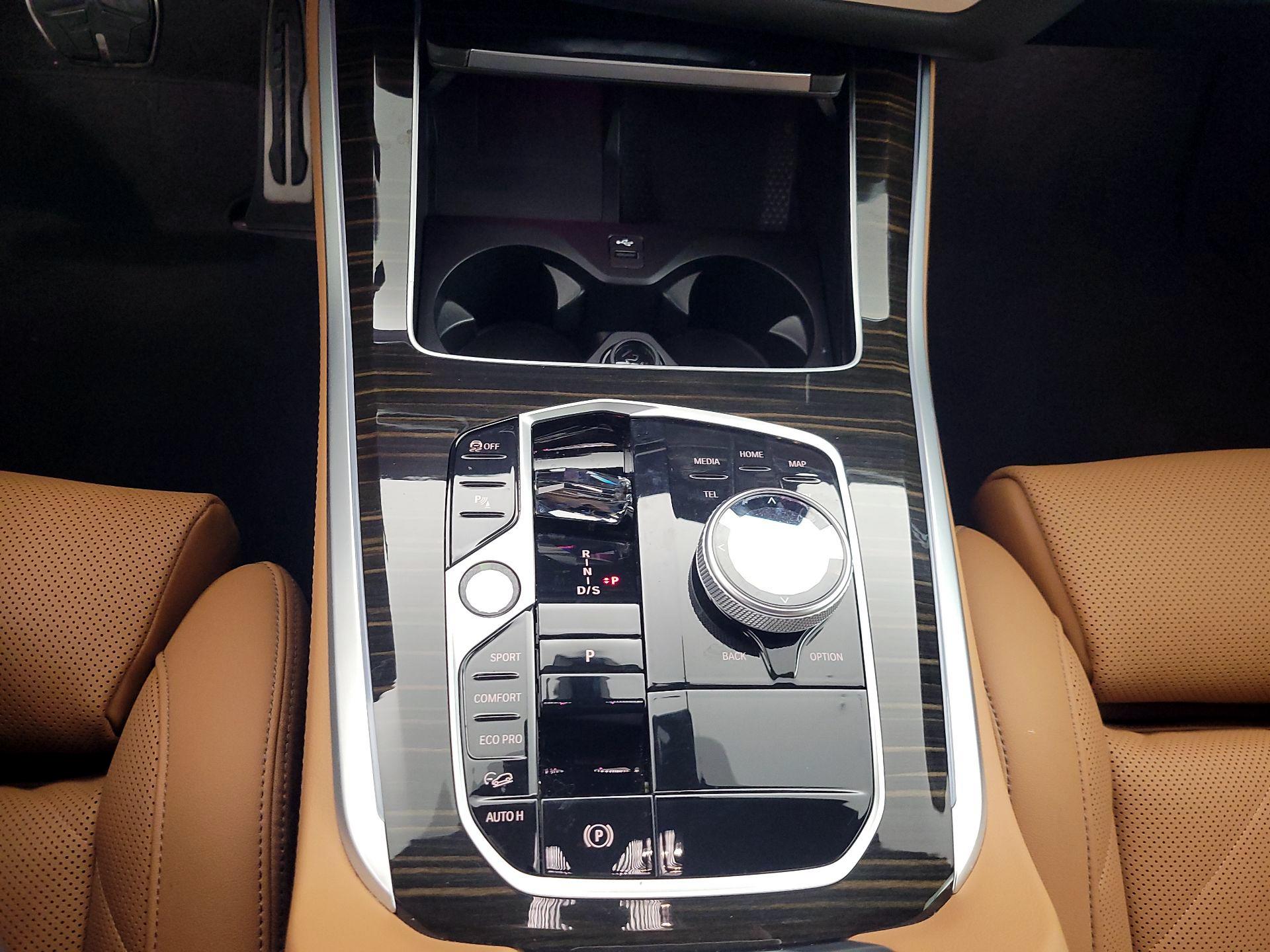 Thumbnail: 2025 BMW X5 - 18