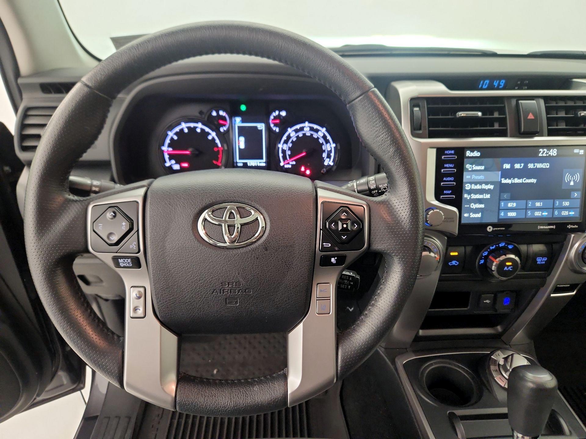 Thumbnail: 2022 Toyota 4Runner - 10