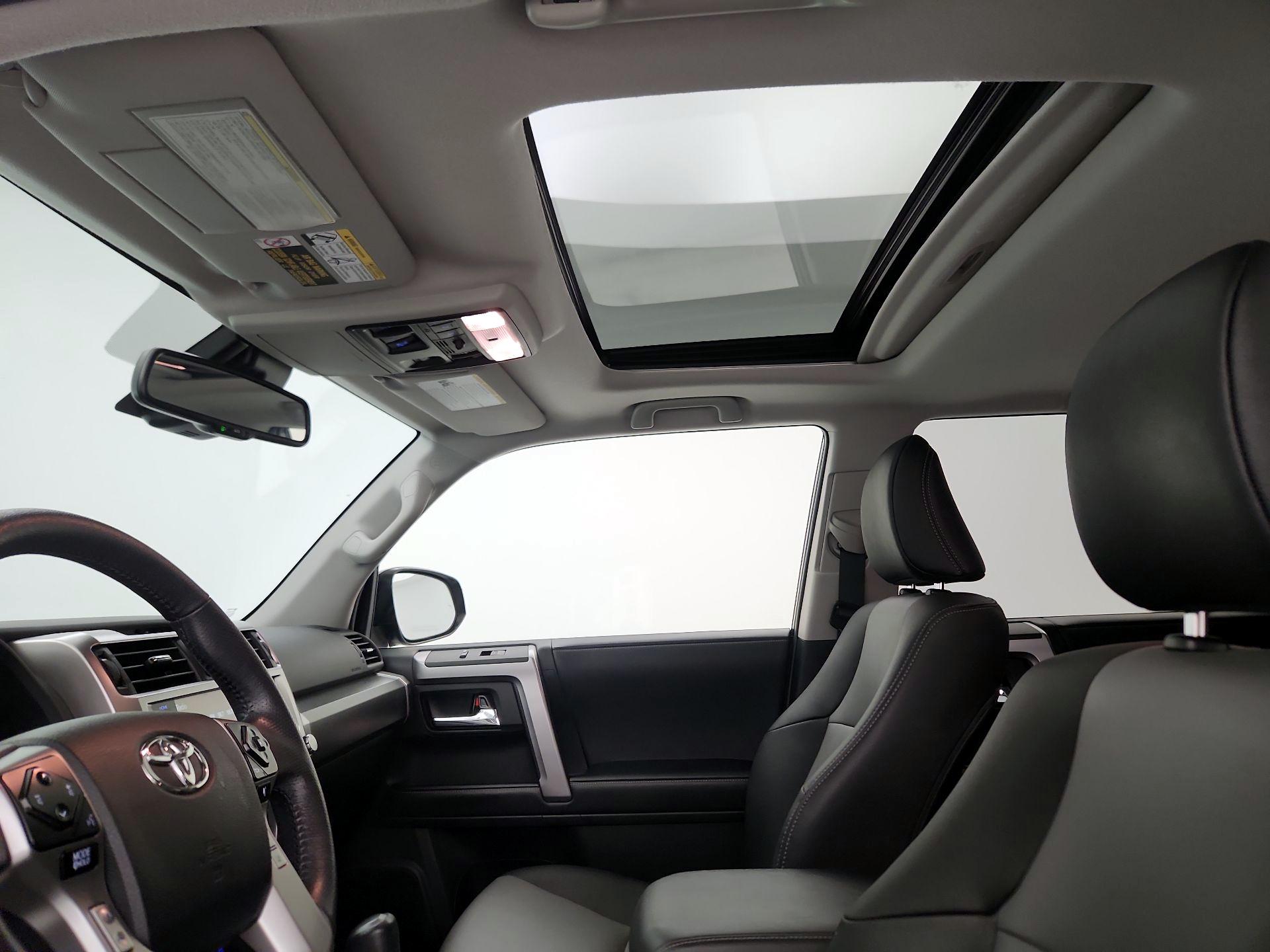 Thumbnail: 2022 Toyota 4Runner - 19