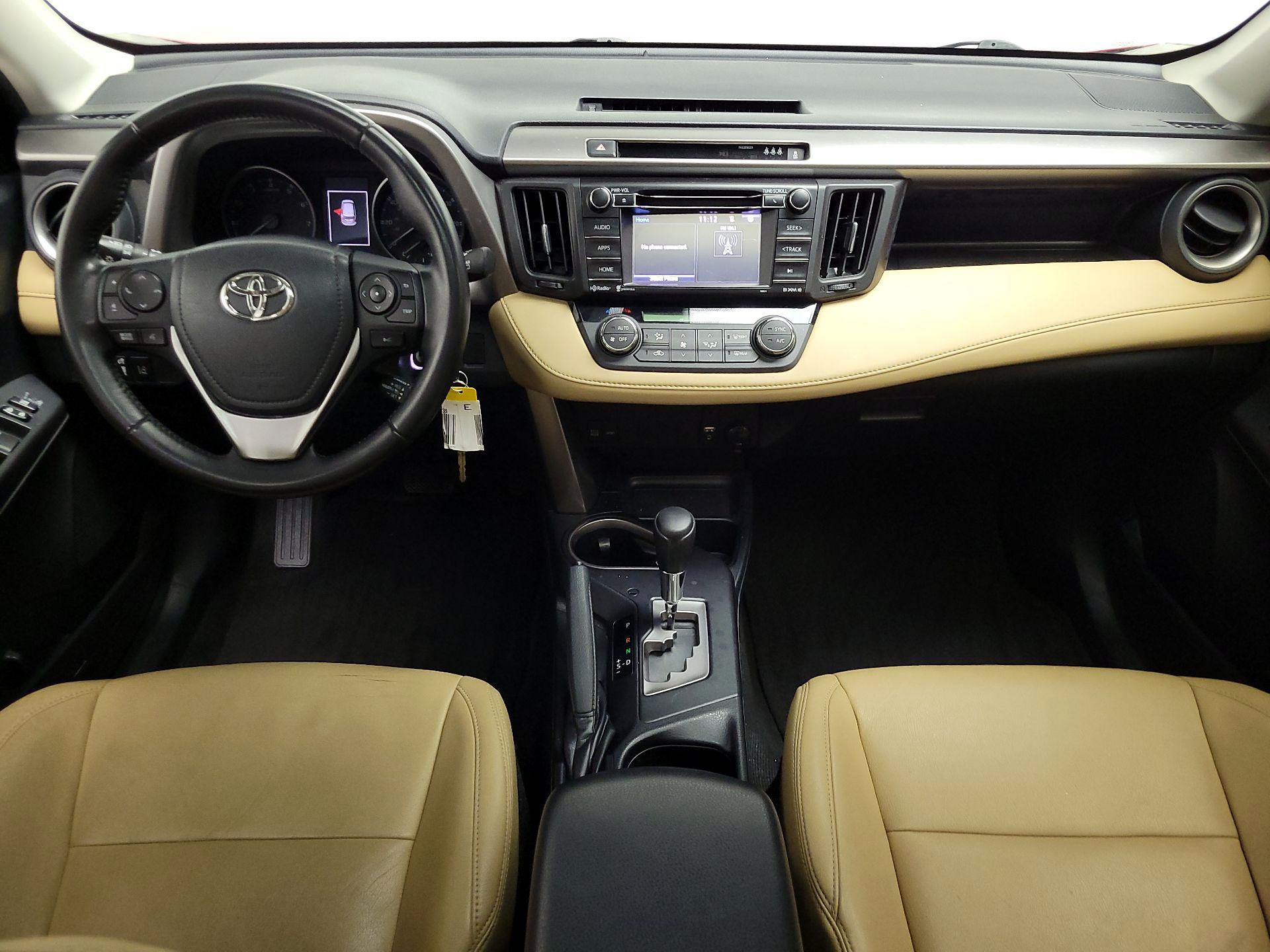 Thumbnail: 2017 Toyota RAV4 - 9