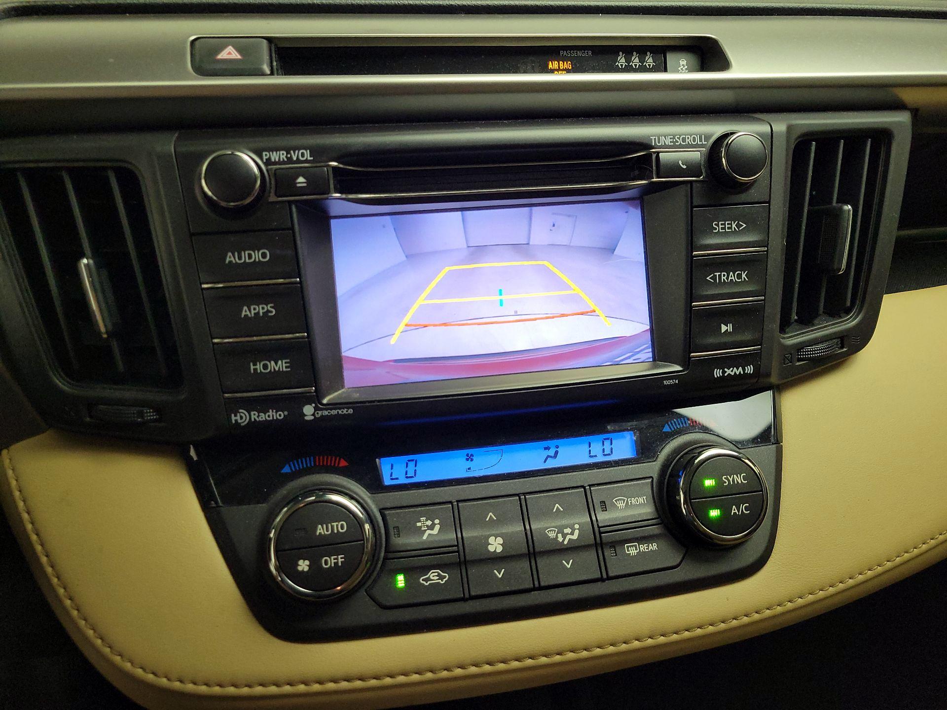Thumbnail: 2017 Toyota RAV4 - 15