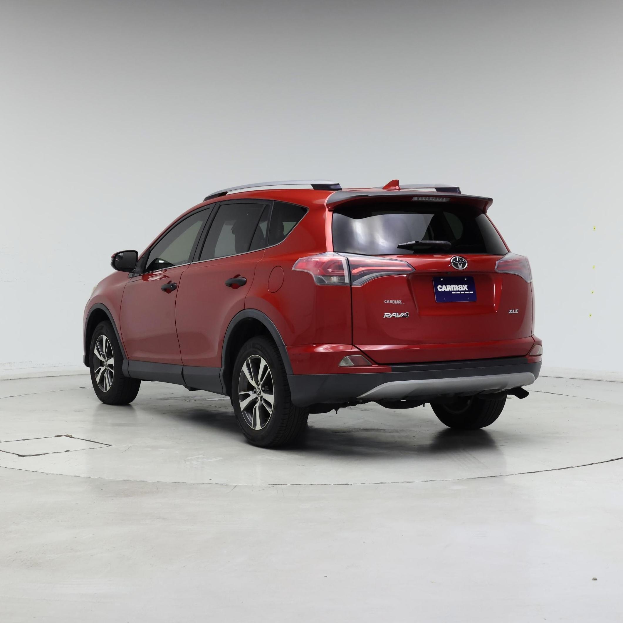 Thumbnail: 2017 Toyota RAV4 - 2