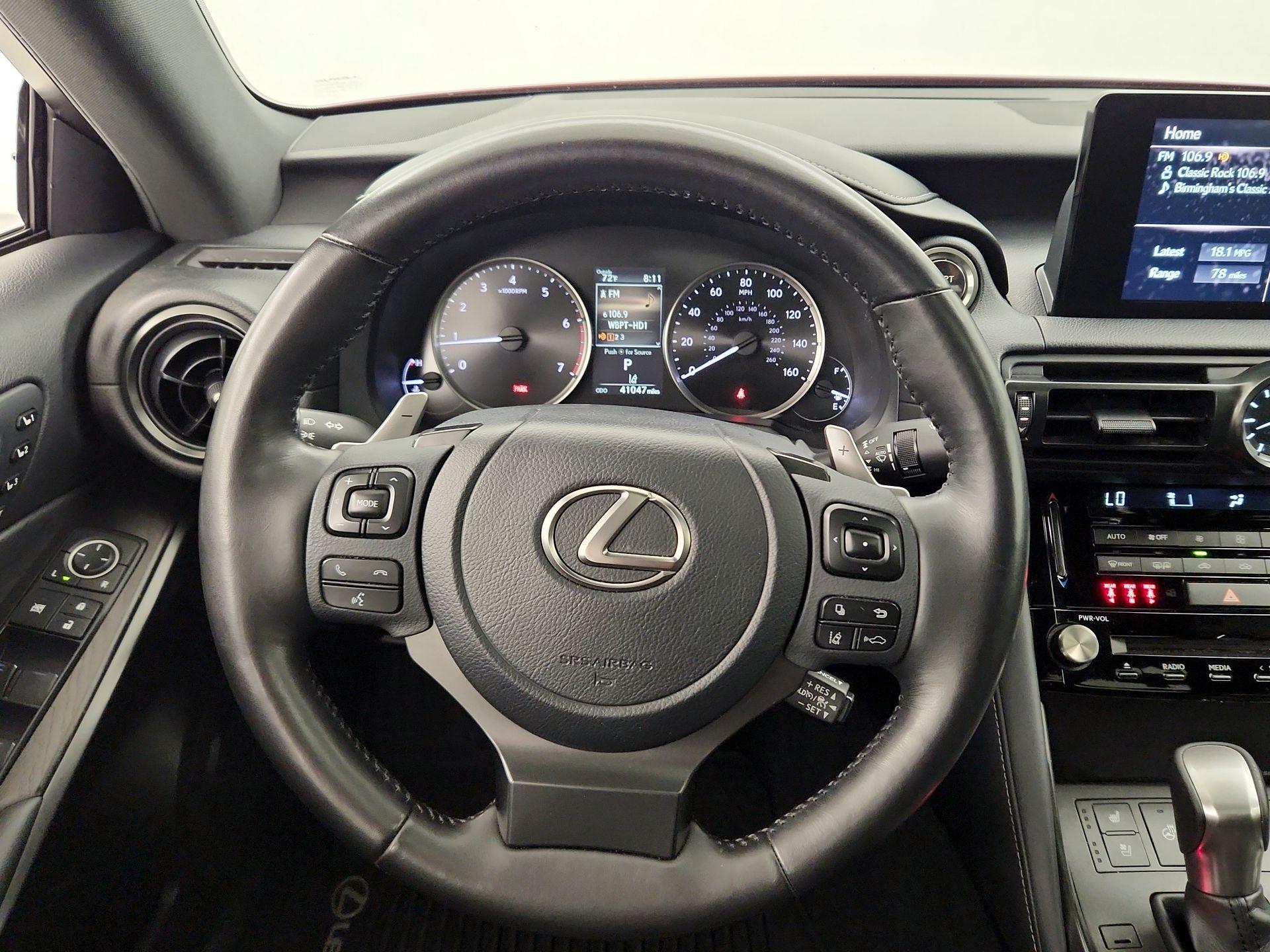 Thumbnail: 2023 Lexus IS - 10