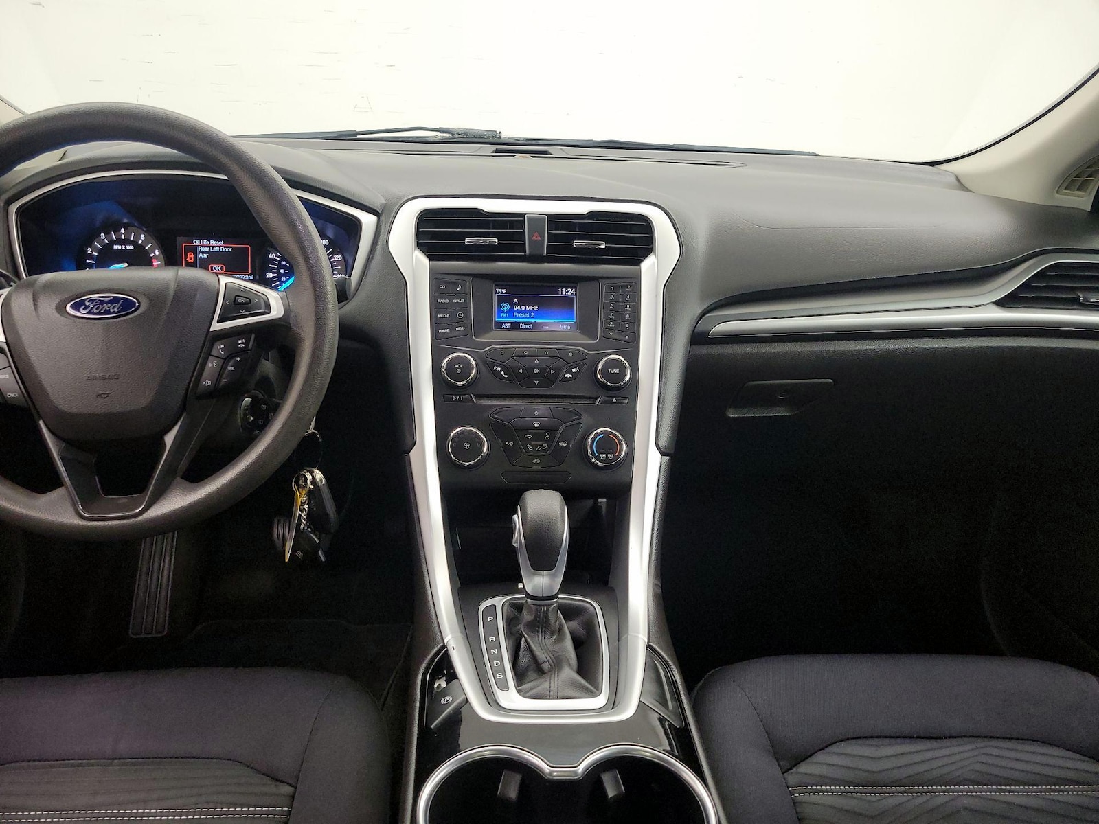 Photo 10