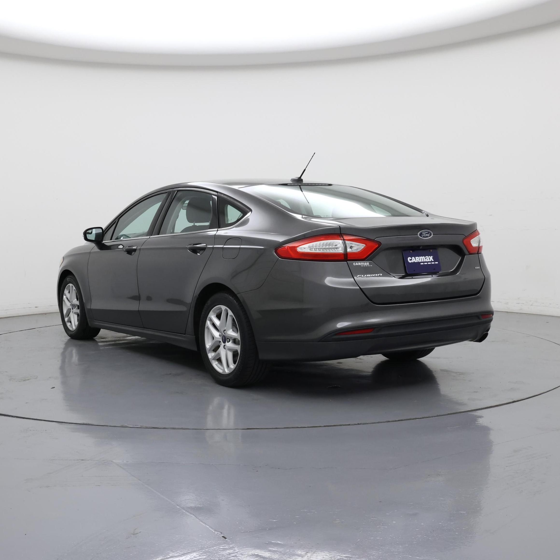 Thumbnail: 2016 Ford Fusion - 2