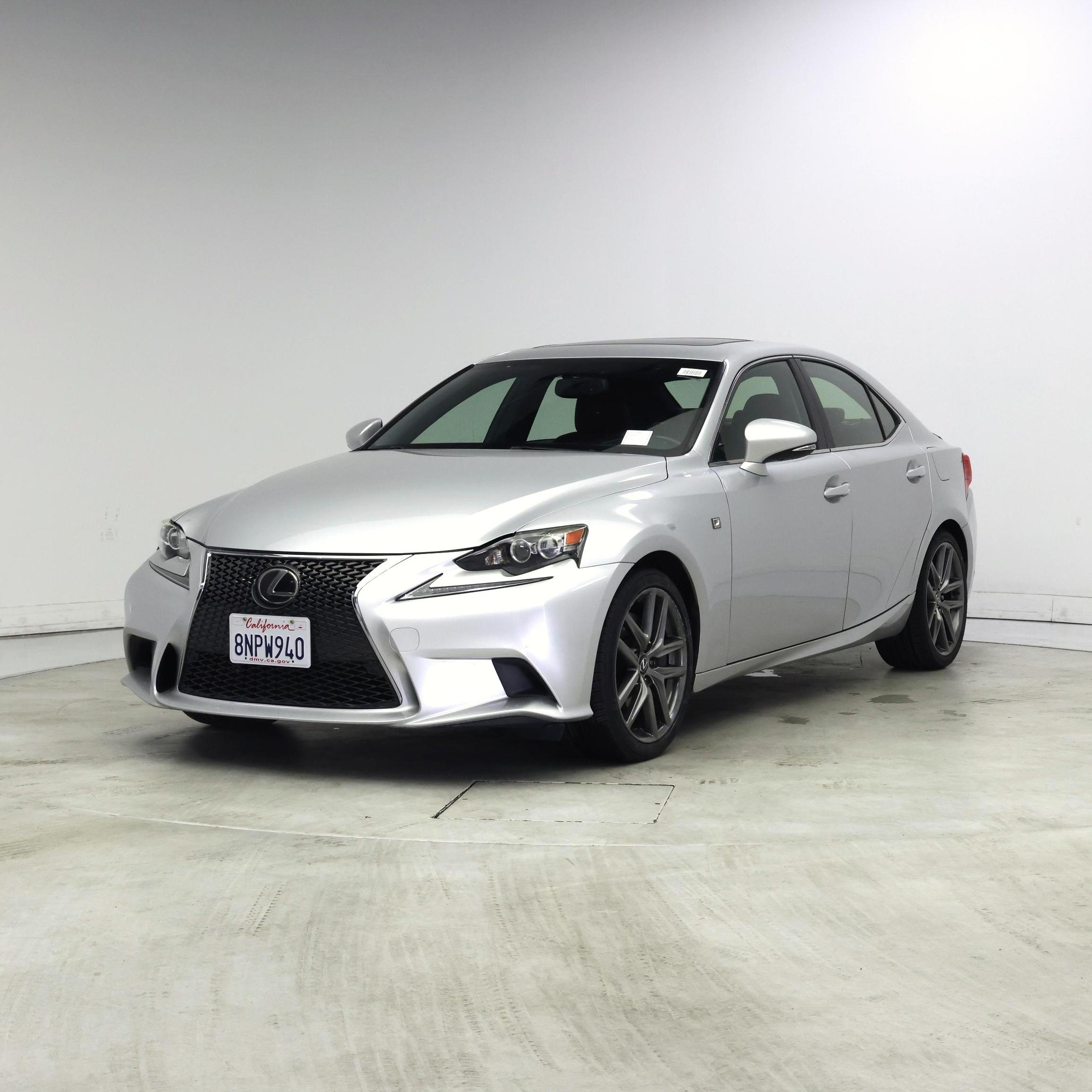 Thumbnail: 2016 Lexus IS - 4