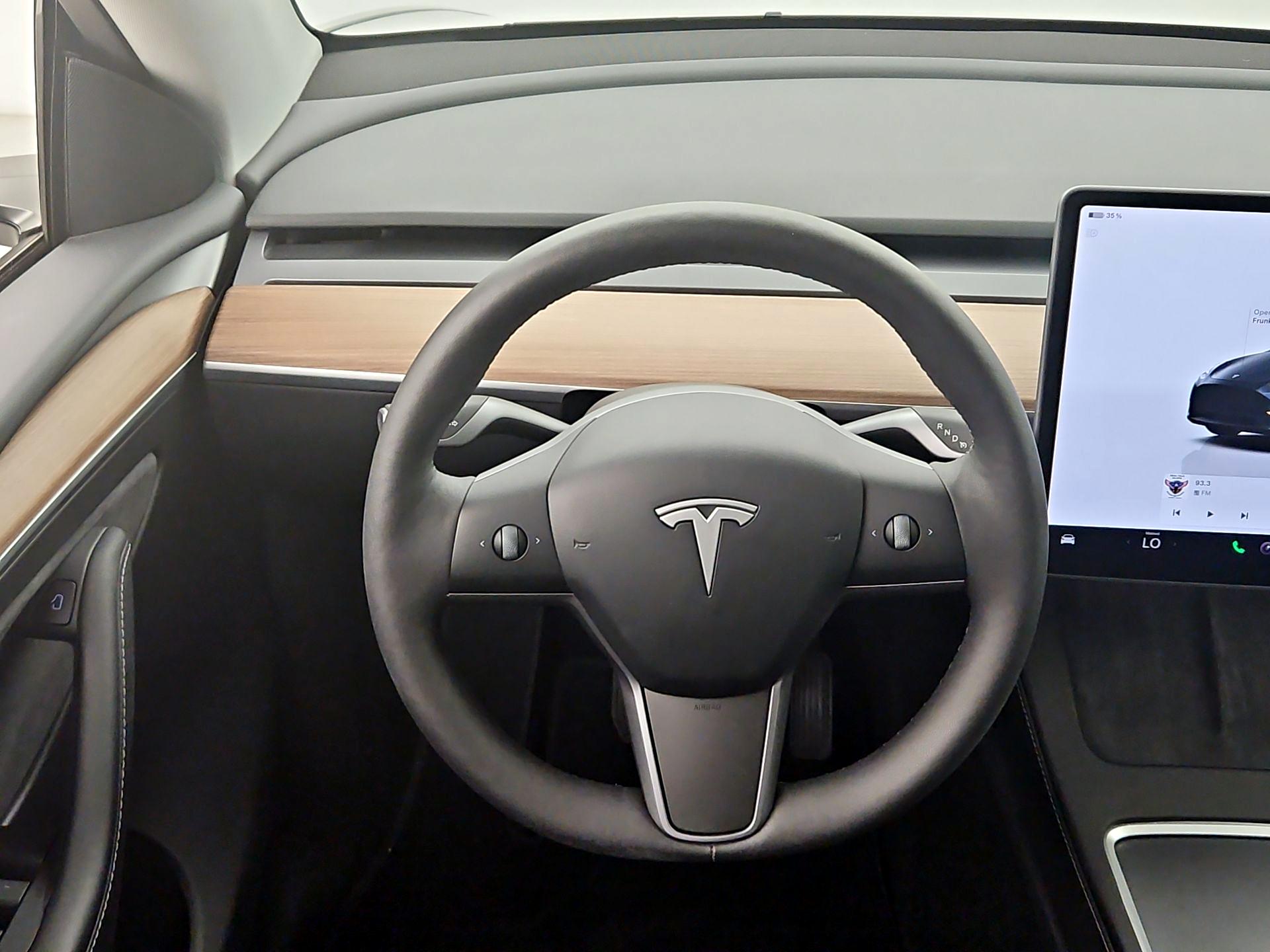 Thumbnail: 2024 Tesla Model Y - 10