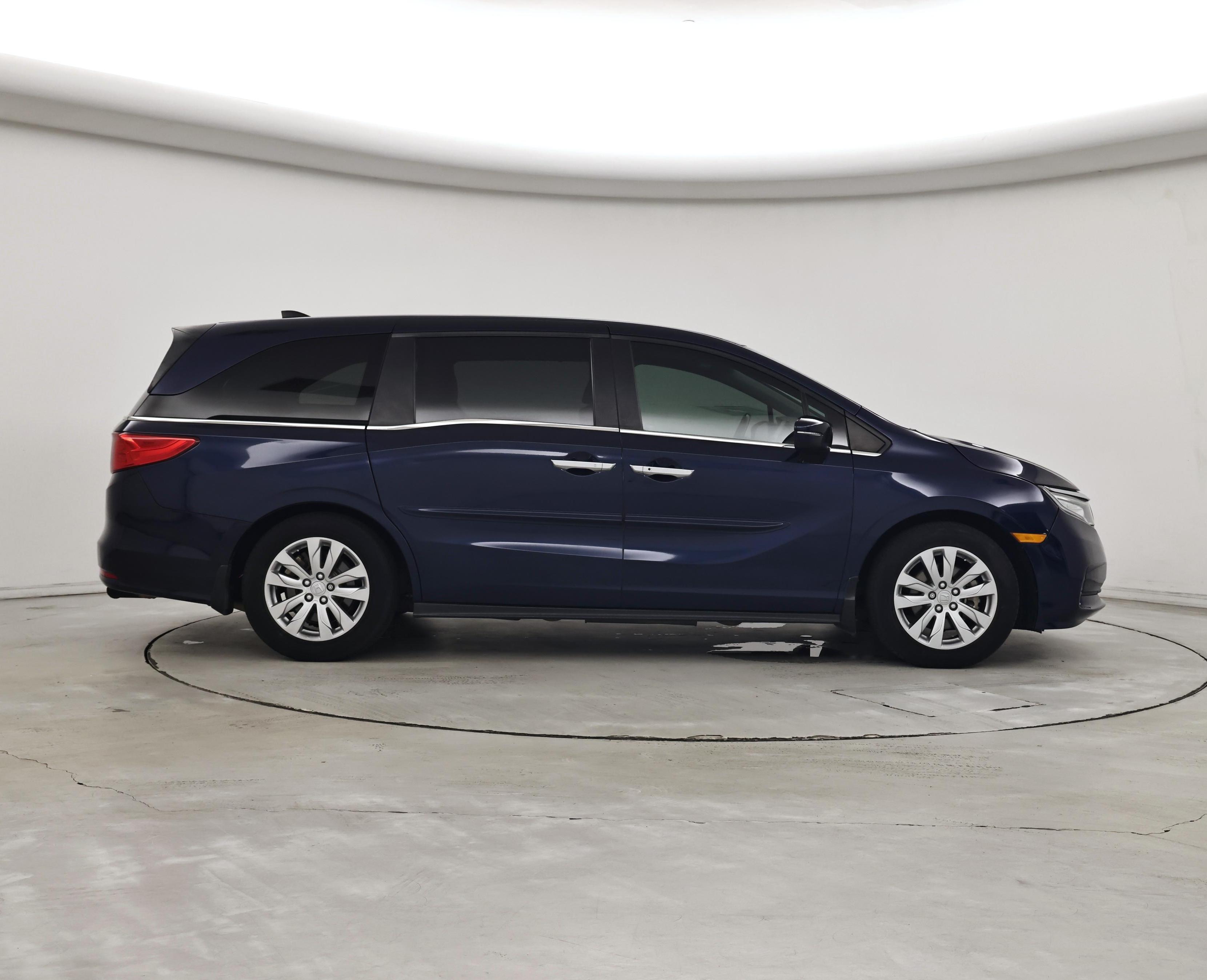 Thumbnail: 2021 Honda Odyssey - 7