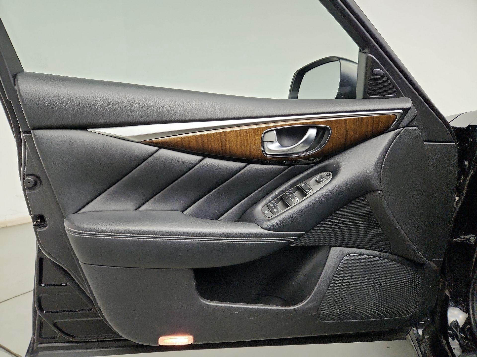 Thumbnail: 2019 INFINITI Q50 - 12