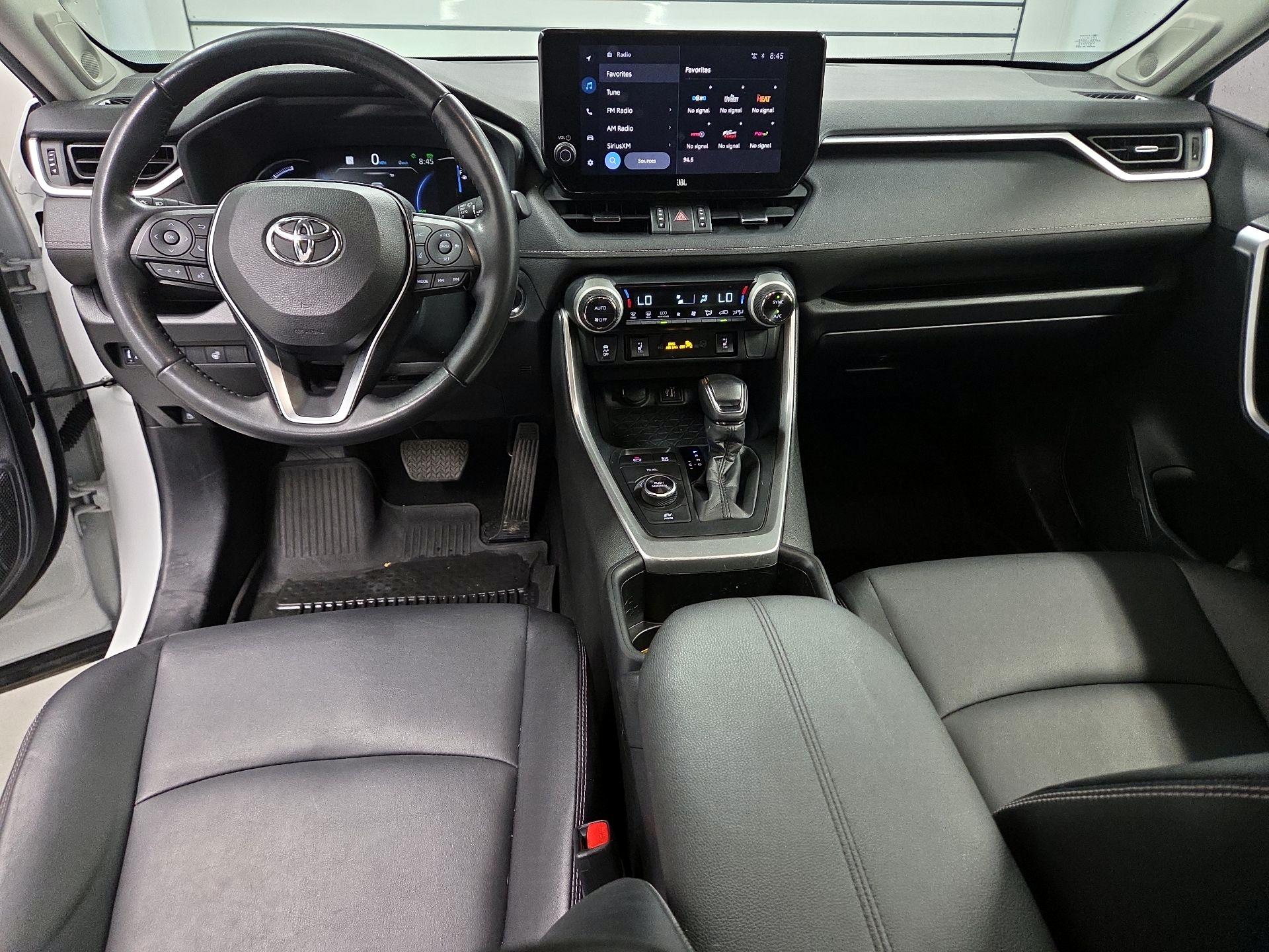 Thumbnail: 2024 Toyota RAV4 - 9