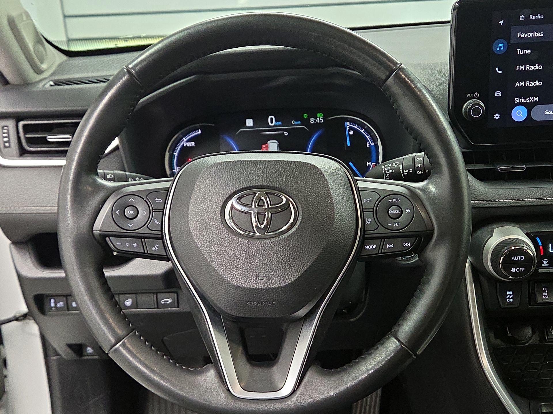 Thumbnail: 2024 Toyota RAV4 - 10