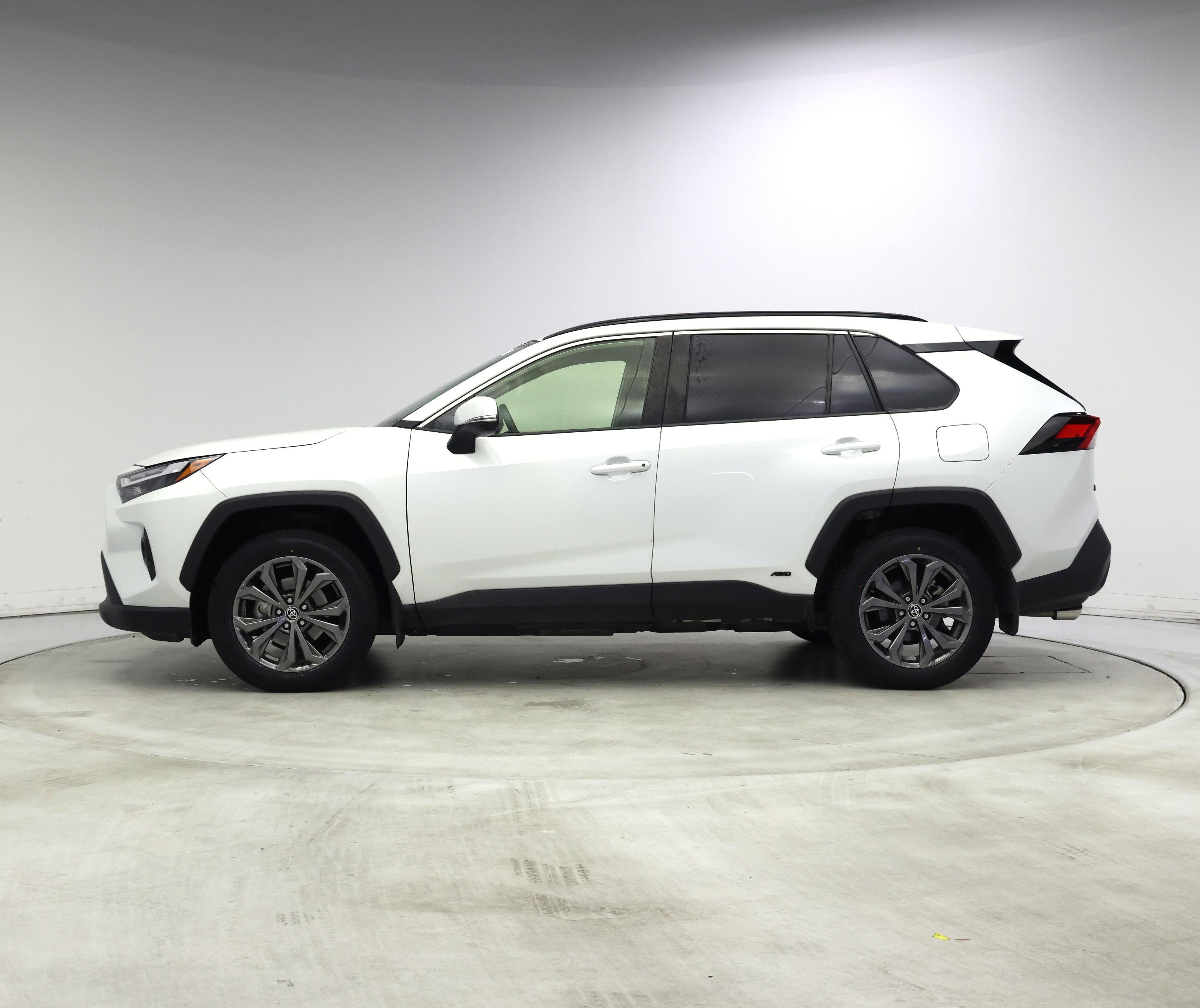 Thumbnail: 2024 Toyota RAV4 - 3