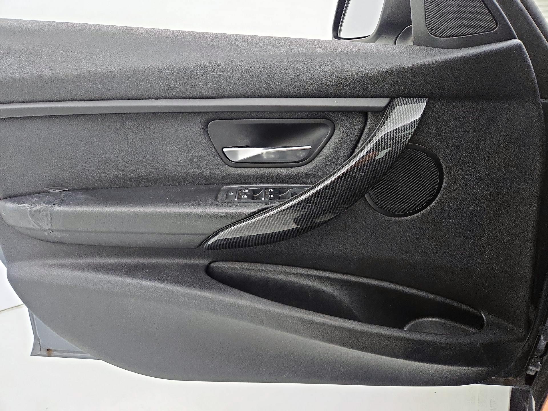 Thumbnail: 2016 BMW 3 Series - 12
