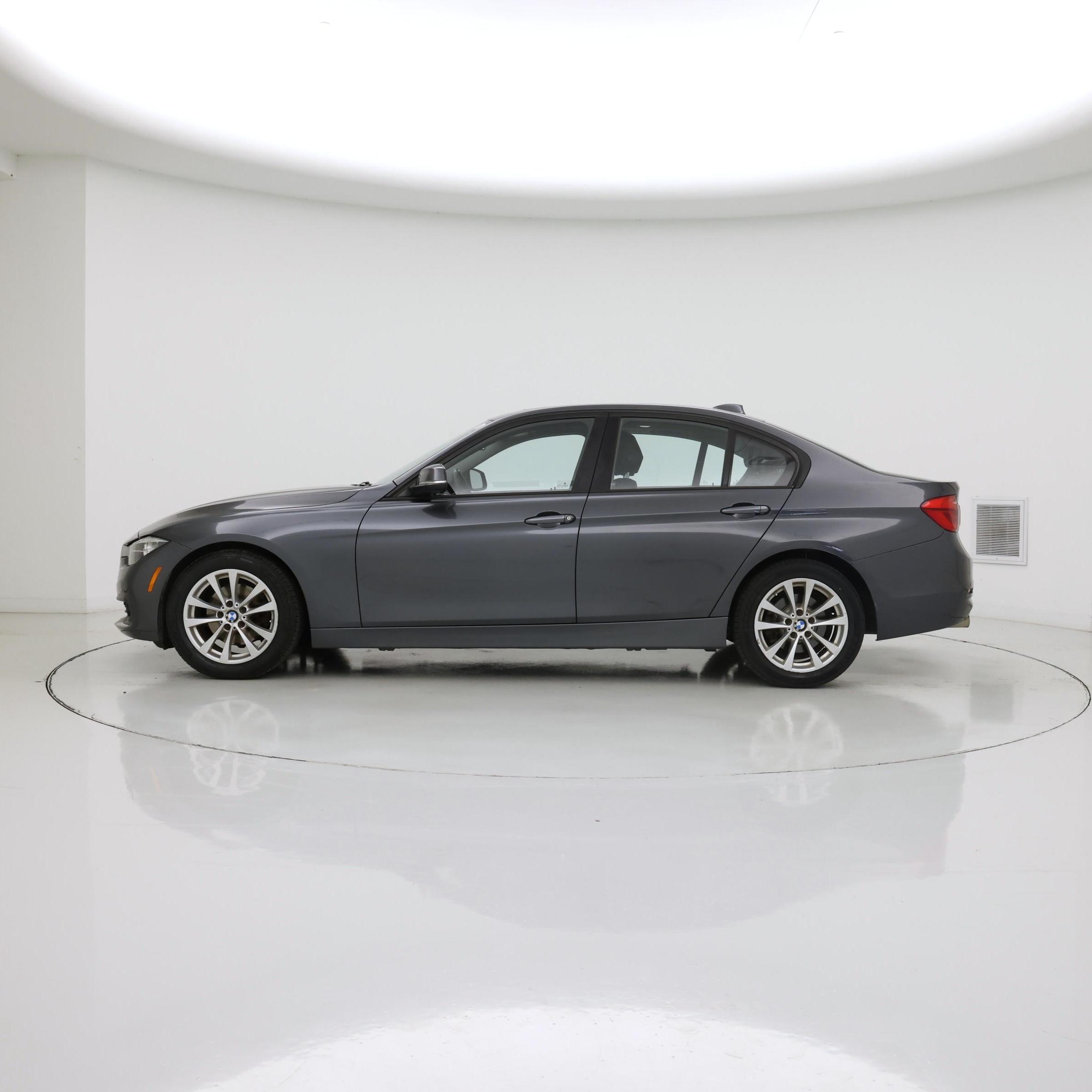 Thumbnail: 2016 BMW 3 Series - 3